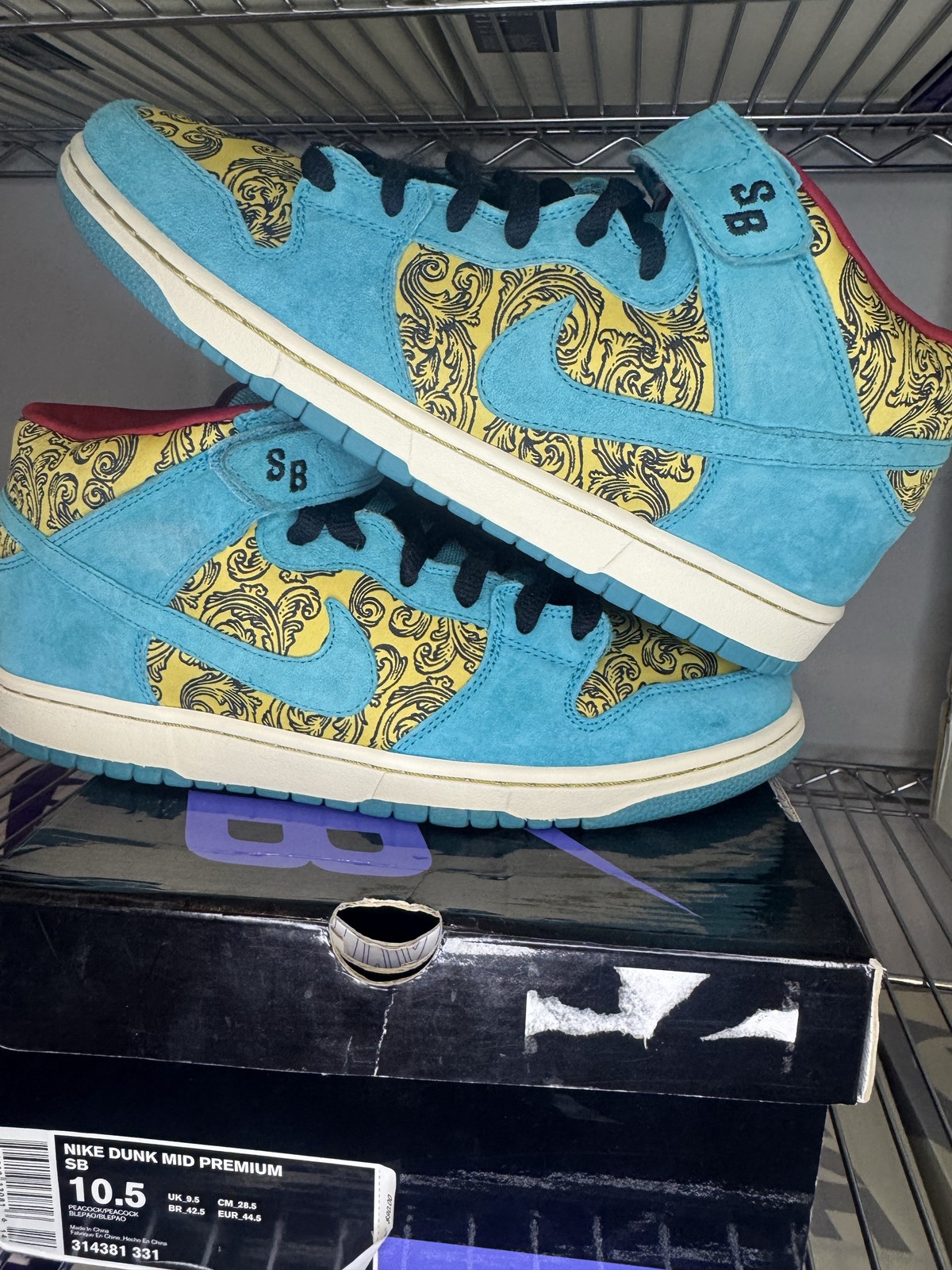 Nike SB Dunk Mid Premium Peacock – NEW10.5M/12WBrand NewOriginal Box (Good)