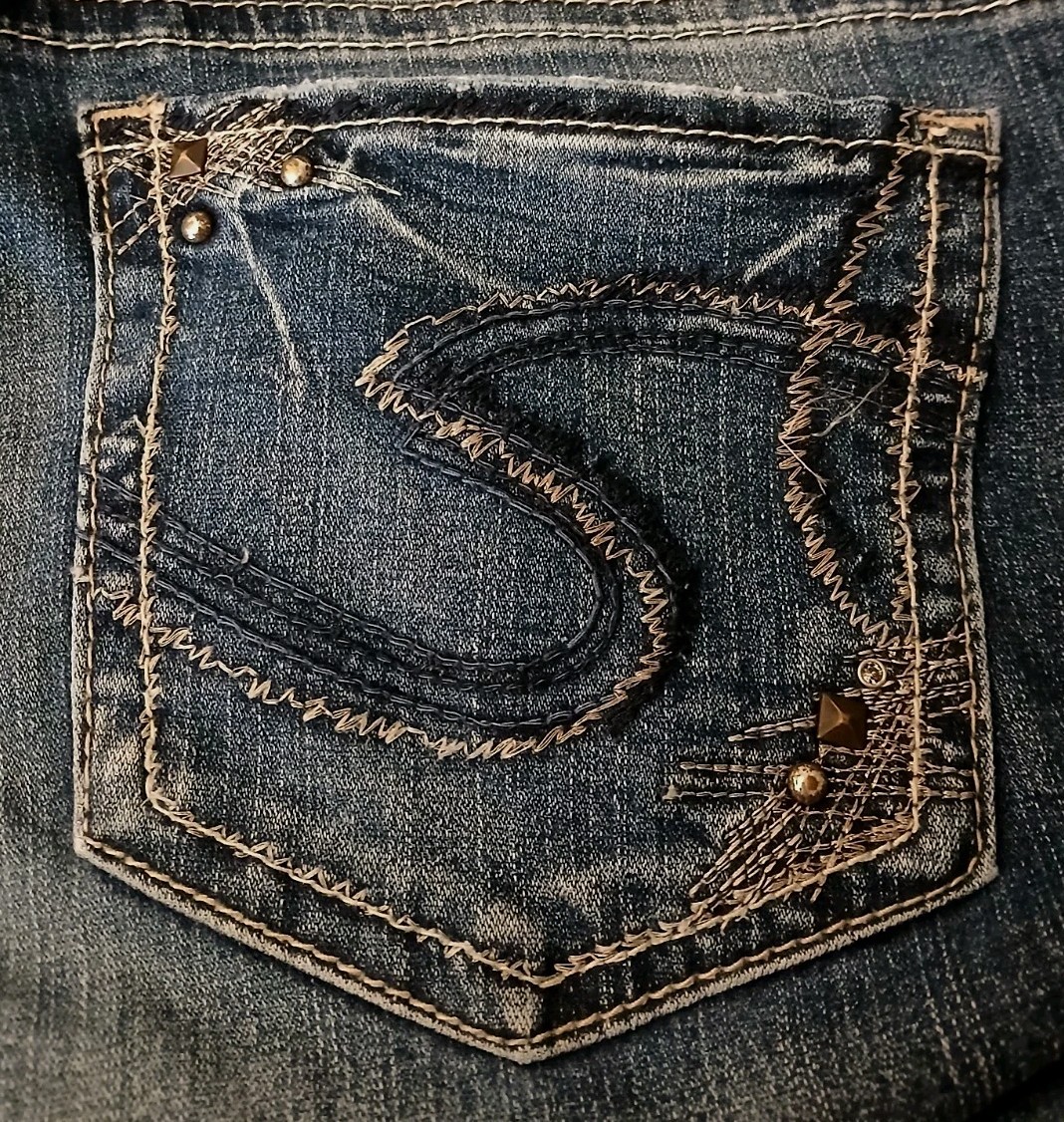 Silver Jeans 32 14 Long Suki Mid Straight Dark Wash Distressed Denim Stretch