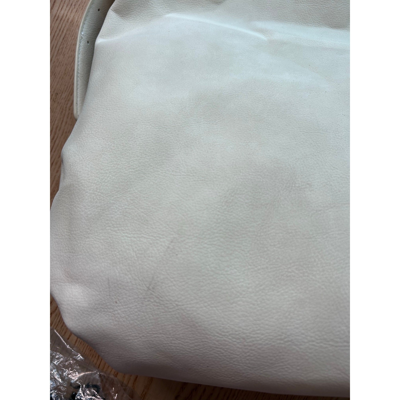 New Womens Universal Thread Faux Leather Look Handbag Purse Cream 15”x16” w/flaw
