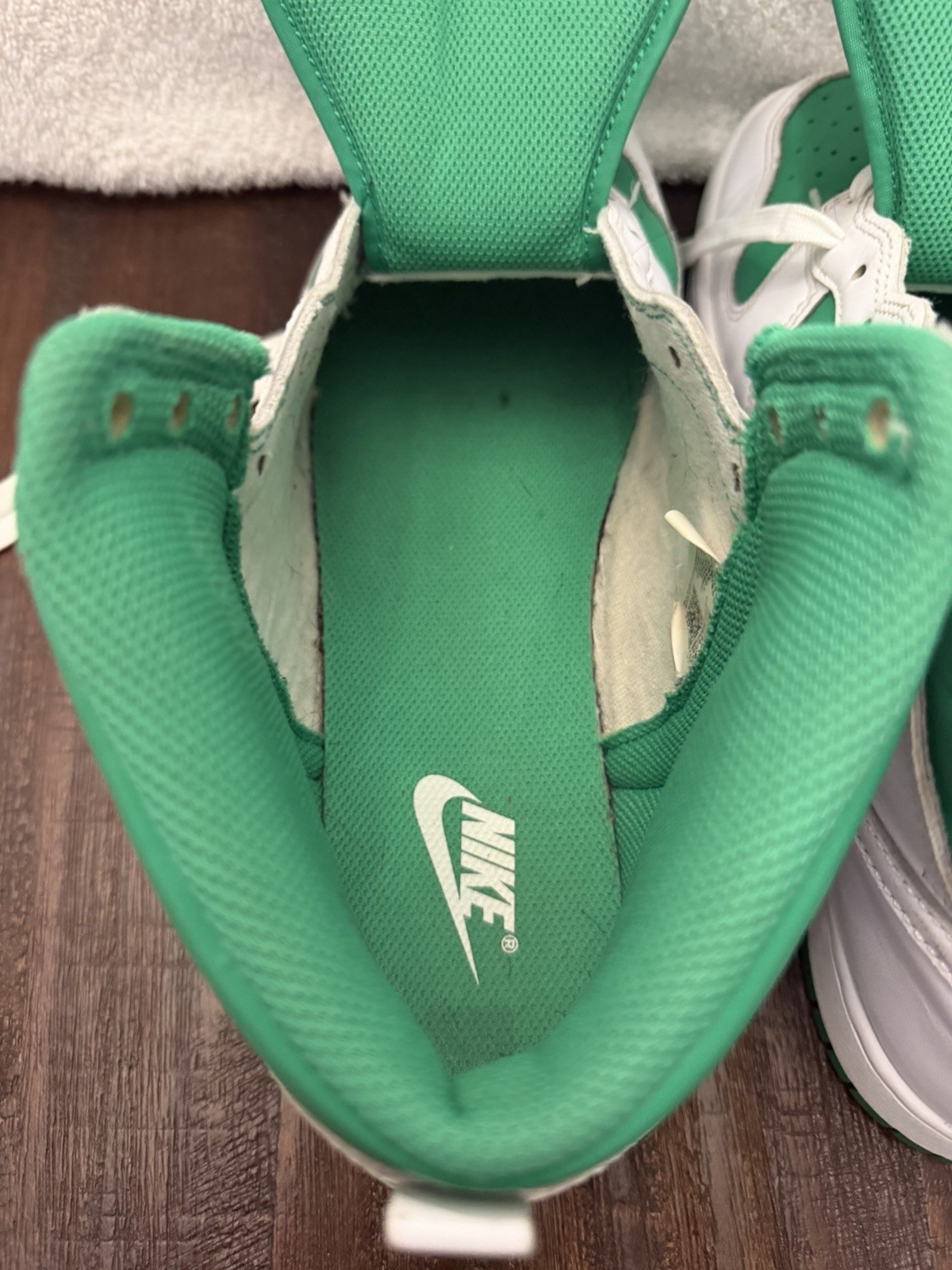 Size 10 – Nike Dunk High White Stadium Green