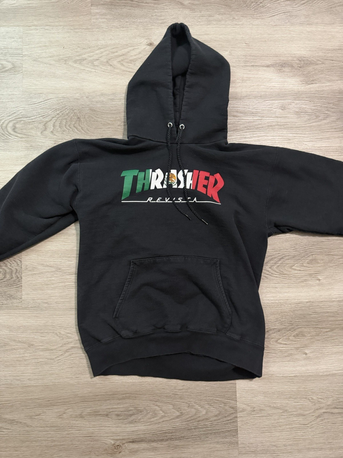 Thrasher Men’s Pullover Hoodie Graphic Bear Logo Black Size S/P/CH Pockets