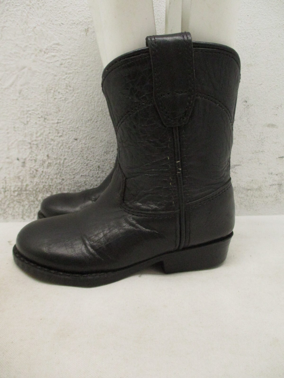A JAMA PRODUCT Baby Size 5 Black Leather Cowboy Western Roper Boots