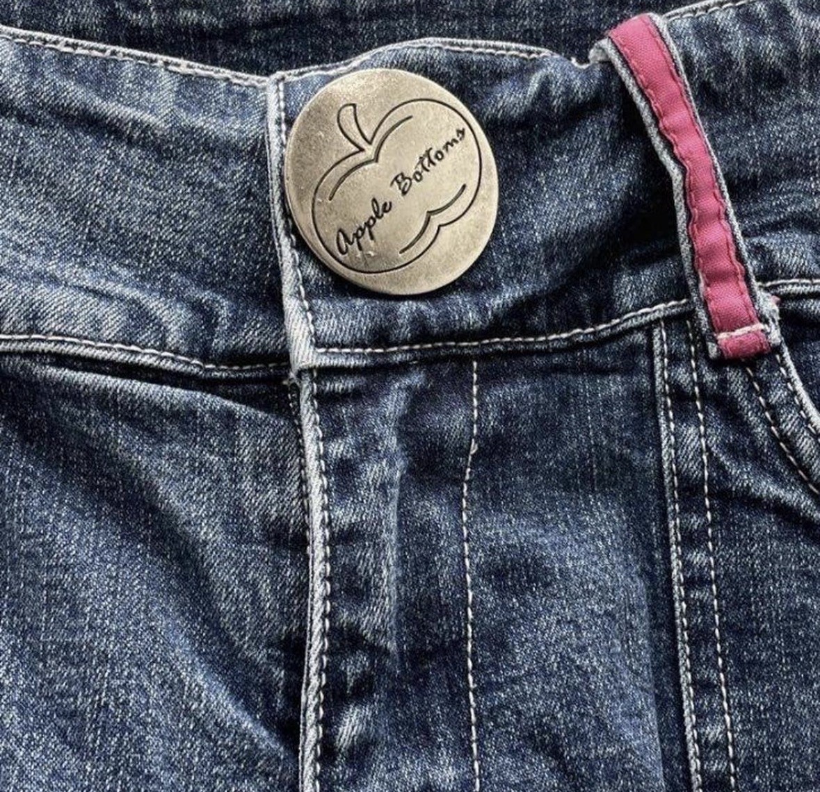 Y2K Apple Bottoms Women’s Bootcut Blue Denim Jeans Size 27