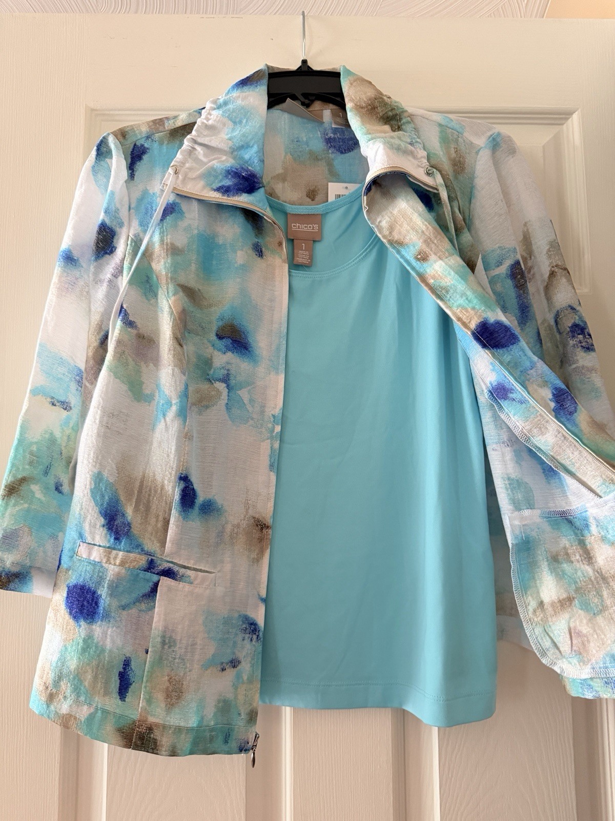 Chico’ Linen Like Fabric Zip Front Women’s Top Size New with tags