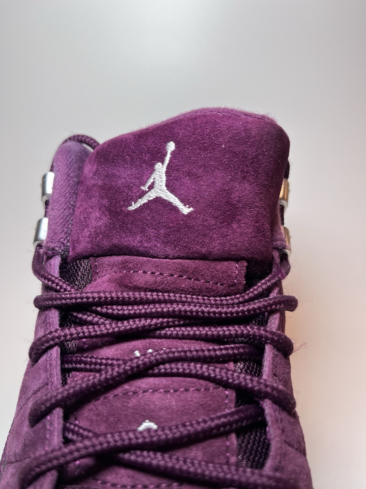 JORDAN RETRO 12 BORDEAUX SIZE 7Y 153265-617