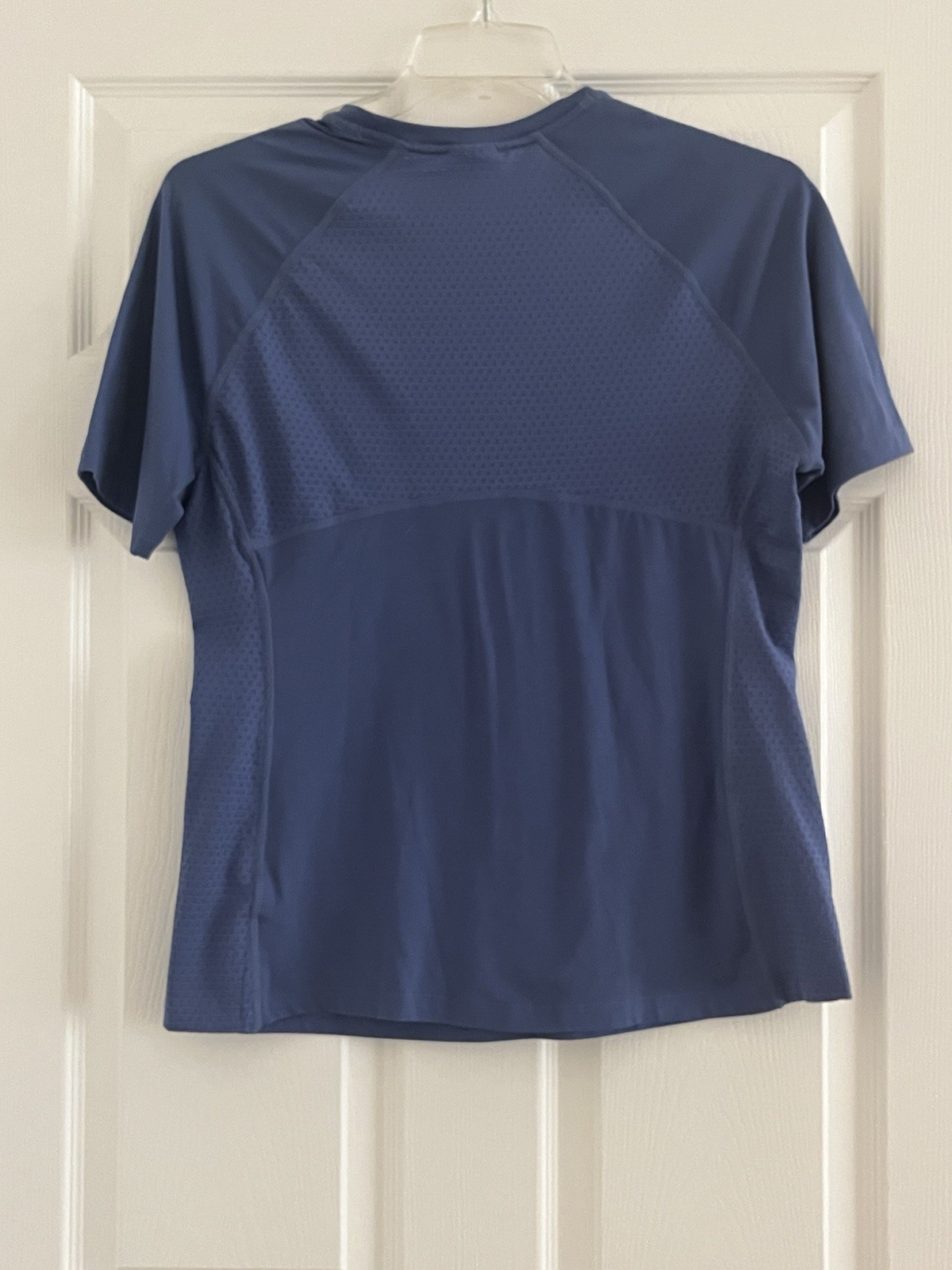 Columbia Women’s L Blue Polyester Athletic Fit Crew Neck Mesh T-Shirt