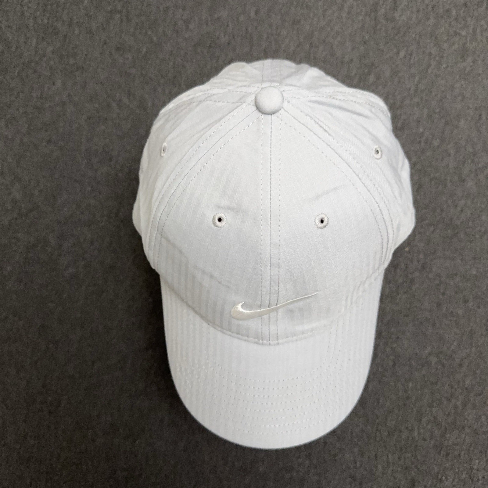 Nike Legacy 91 Hat OSFA Gray Big Swoosh Adjustable Lightweight
