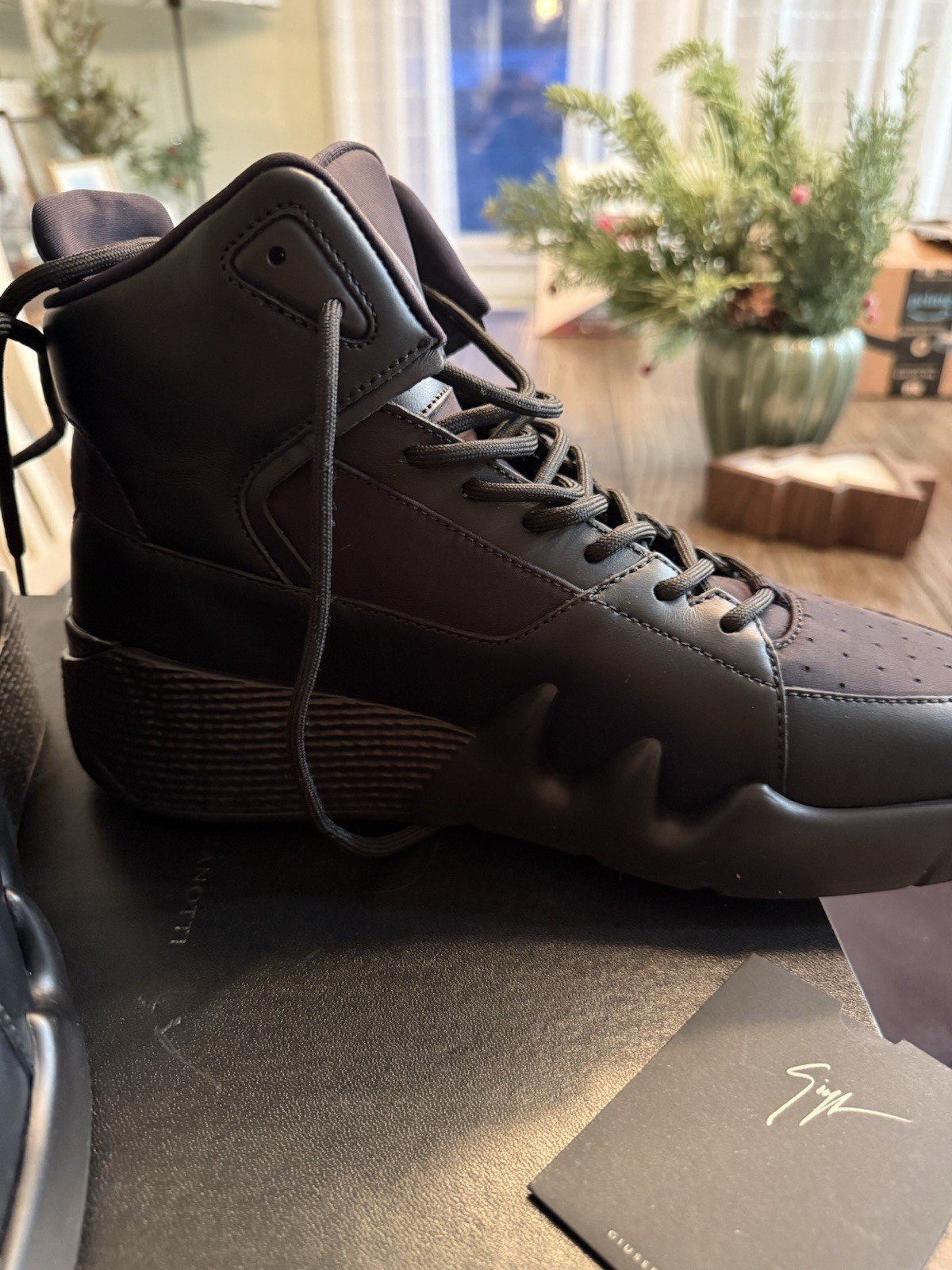 Giuseppe Zanotti Talon High Top Sneakers Nero Black RM00057 Size 43 New