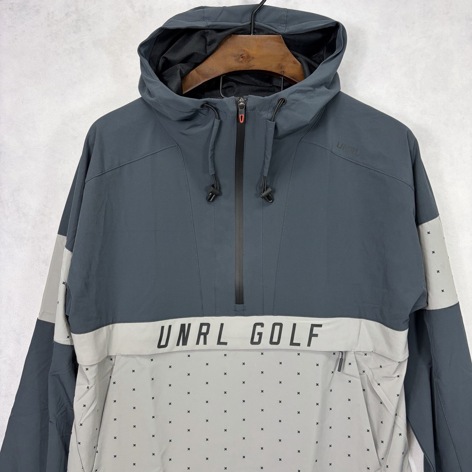 UNRL Golf DWR Track Jacket Mens Medium Anorak Performance Wind Water Resistant