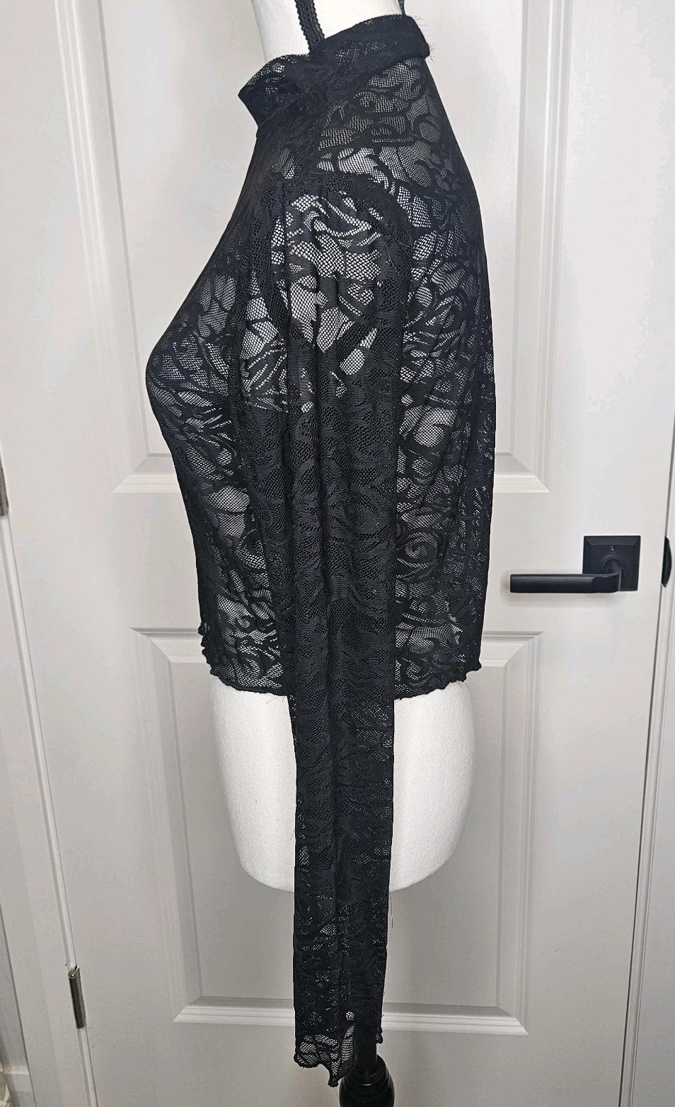 Forever 21 Lace Mesh Longsleeve Top Stretch Sheer Size Medium Black Y2k Style