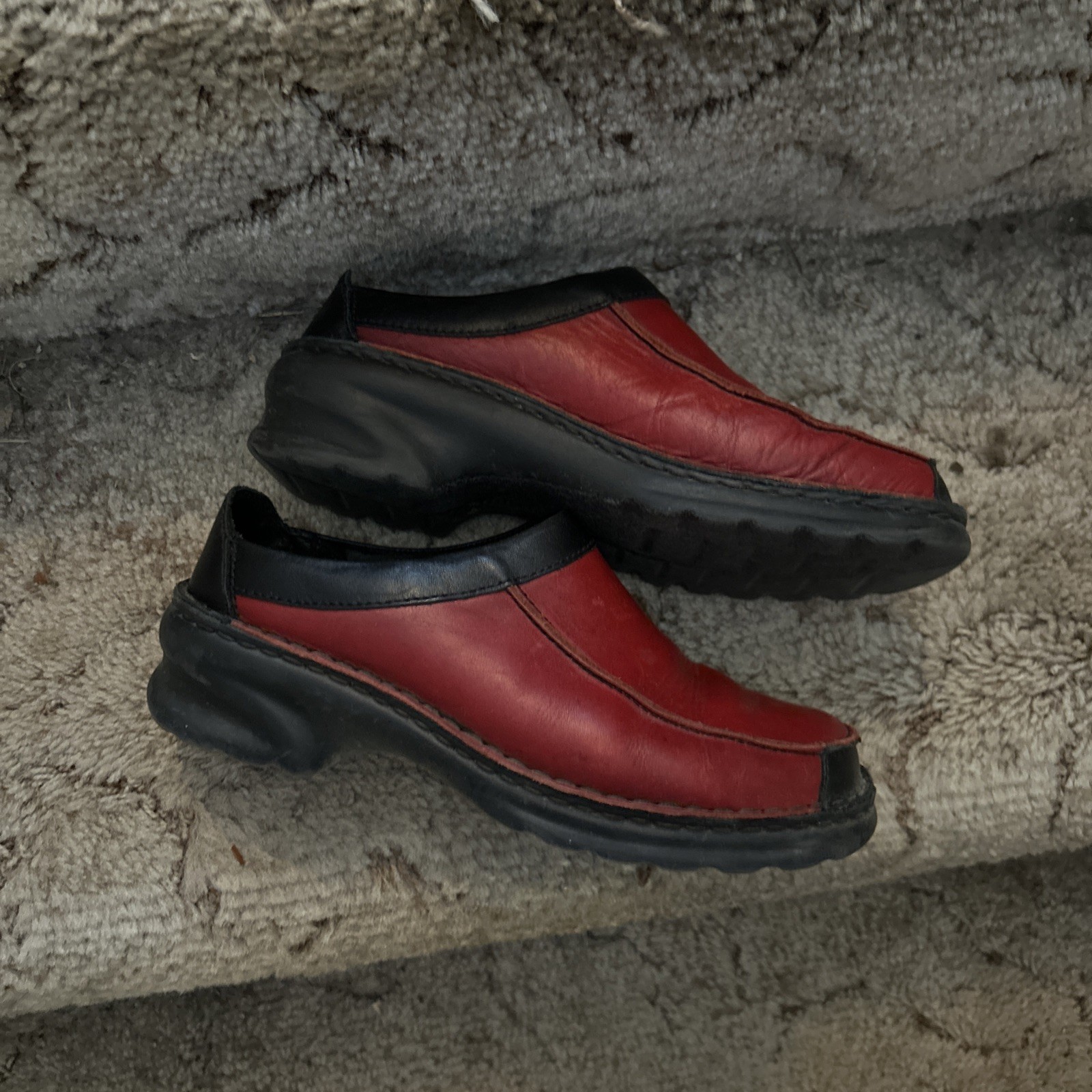 Josef Seibel Red Black moc toe Leather Clogs Mules 7.5 / 38 cosplay emo goth