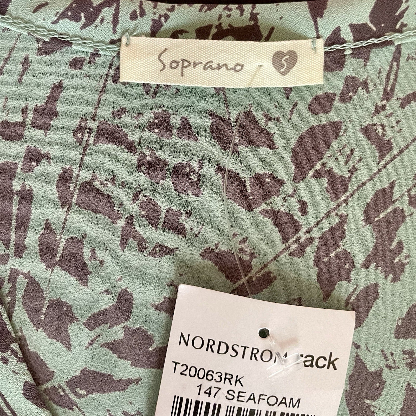 Nordstrom Rack Soprano S Polyester Crepe Cap Sleeve Scoop Neck Blouse Aqua/Gray