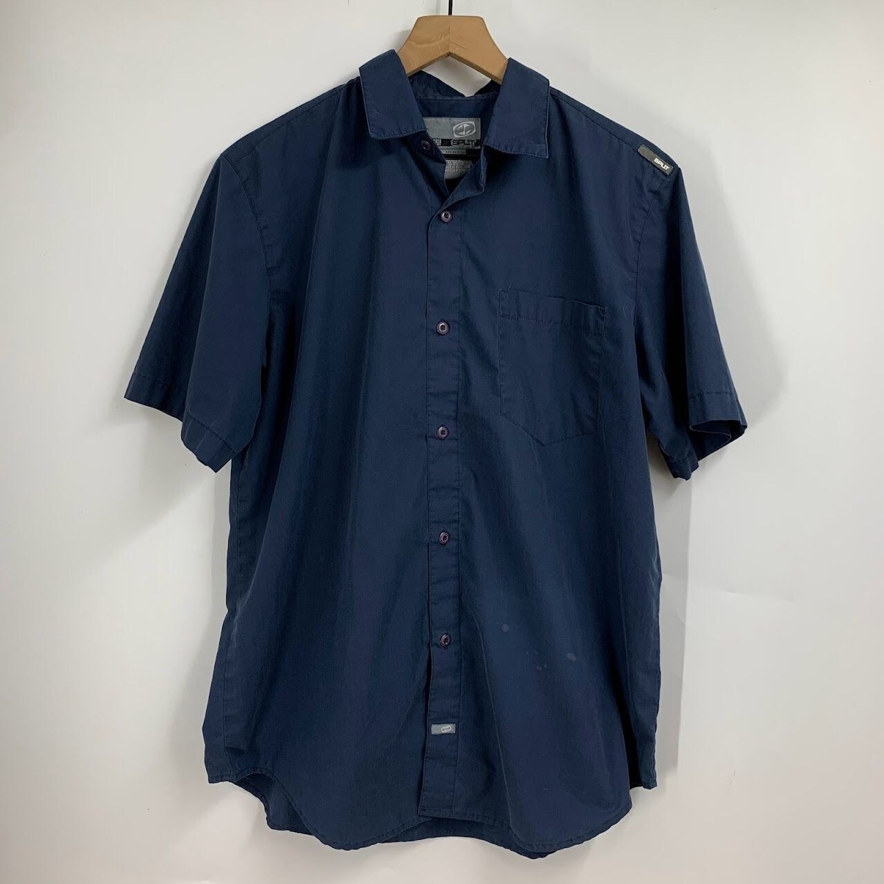 Split Men’s Button Up Cotton Blend Short Sleeve Shirt Size M