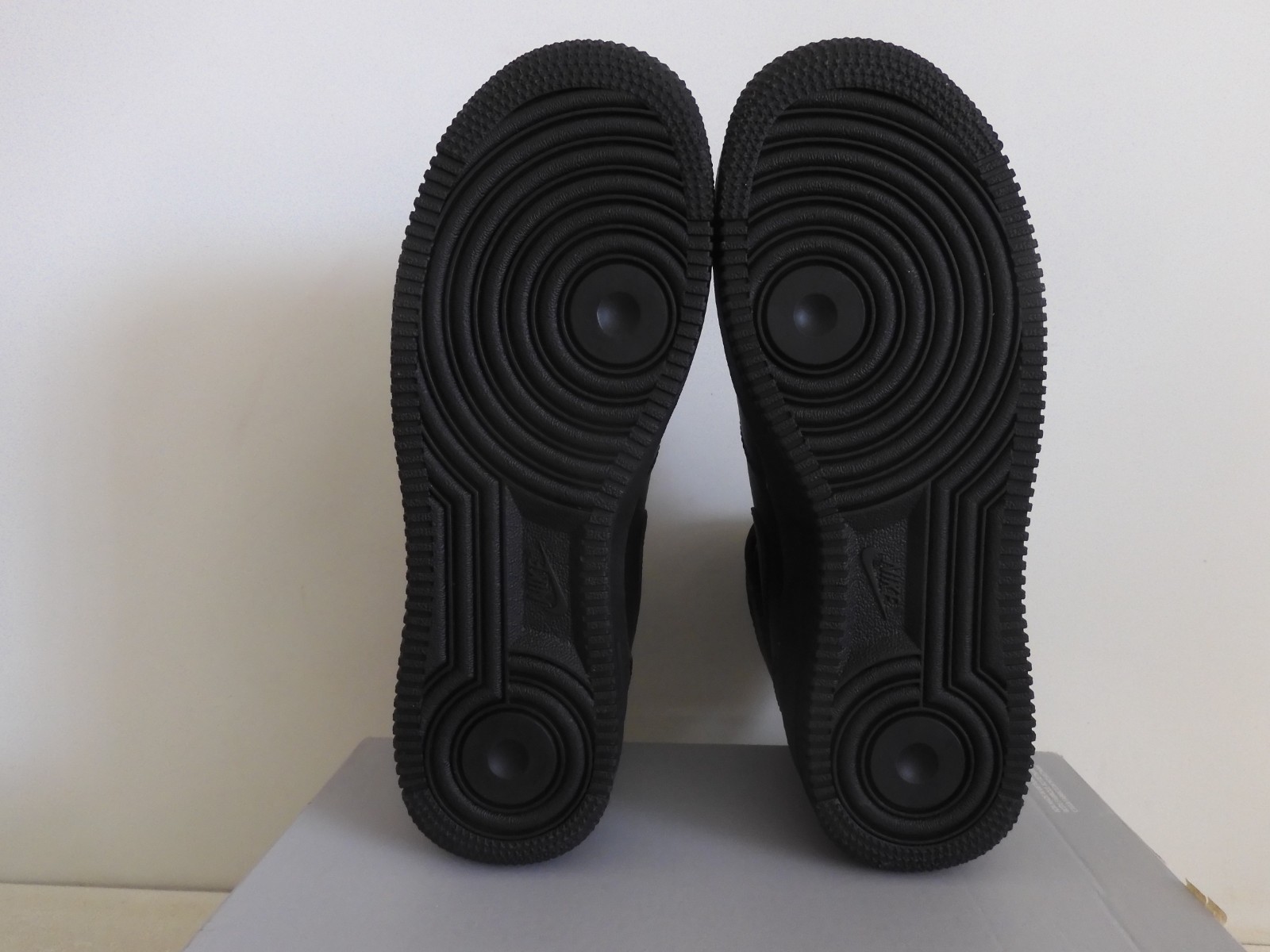 Nike Air Force 1 Mid Le (GS) All Black Black-Black Sz 6Y [DH2933-001]