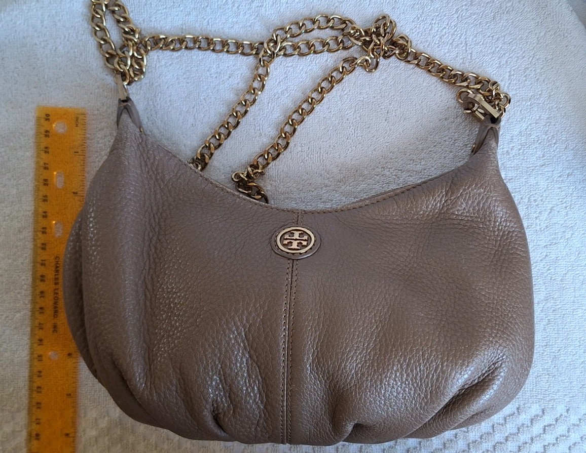Tory Burch Half Moon Shoulder/Crossbody Bag gold chain 100% Authentic