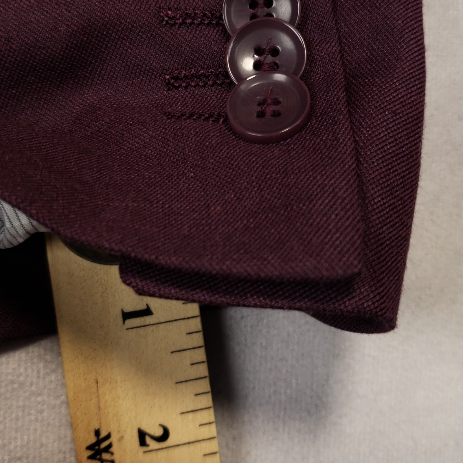 Lineage Sport Coat Men’s 46R Burgundy Two Button Double Vented Stretch Blazer