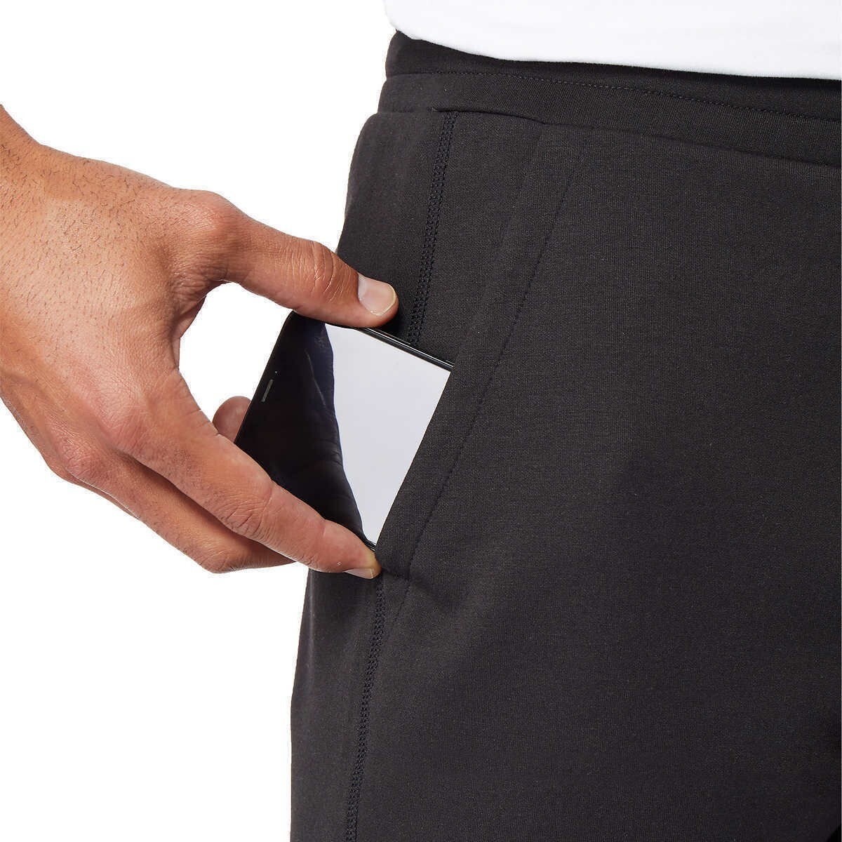 32 Degrees Cool Men’s Breathable Stretch Comfort Tech Short -Size & Color Varies