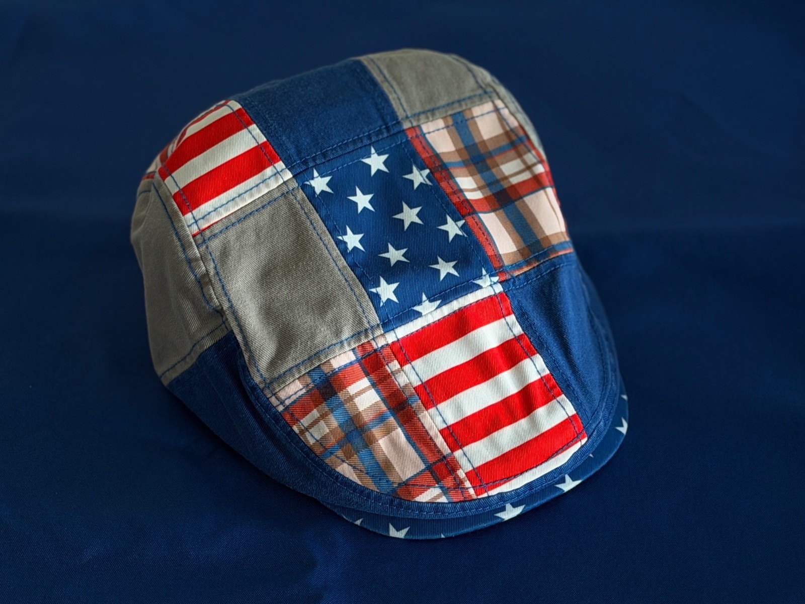 XXL Boston Scally SOLD OUT United Cap w/Pin – USA Patriotic 250th Red White Blue