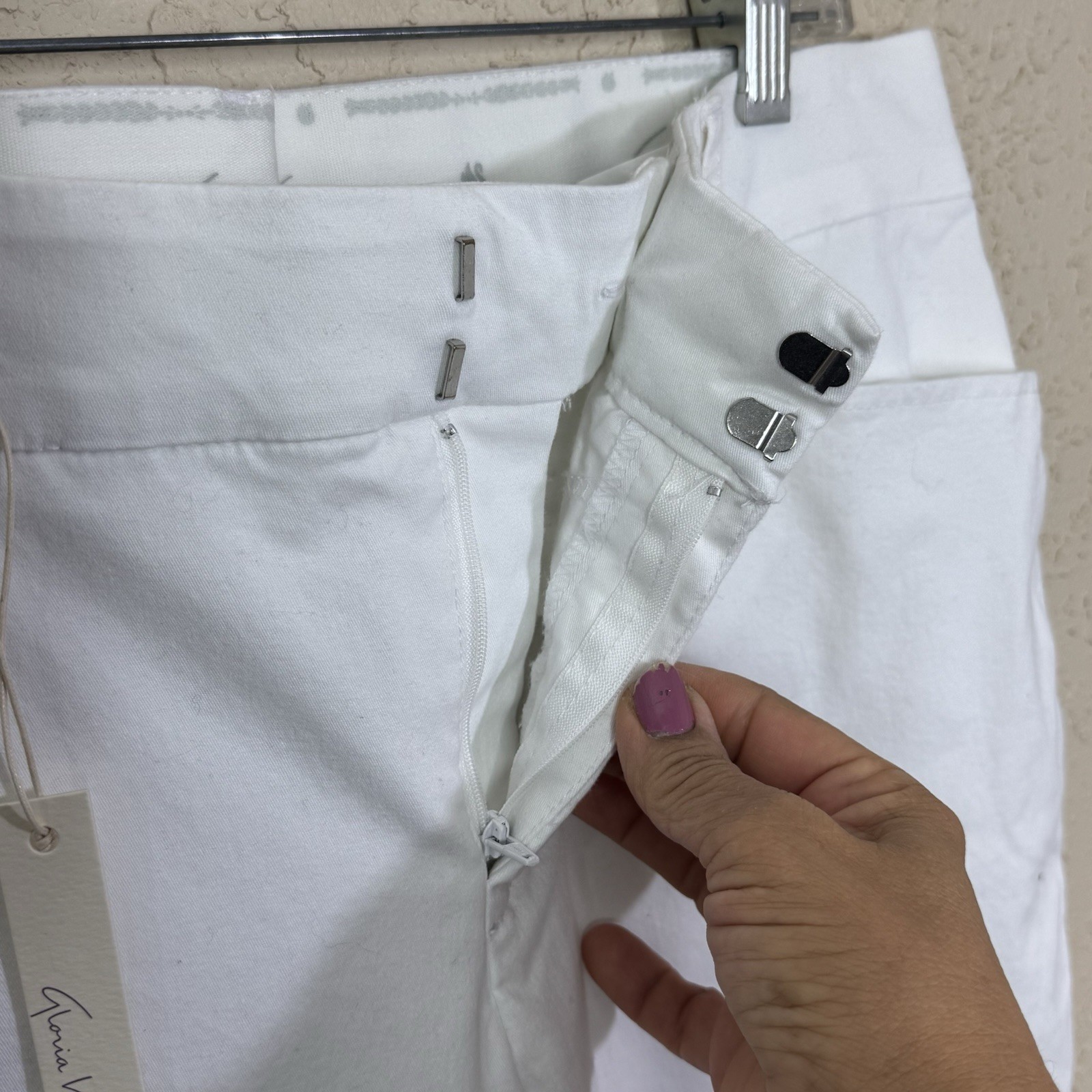 Gloria Vanderbilt Charlene Women’s White Stretch Pants 5 design Pockets Size 12