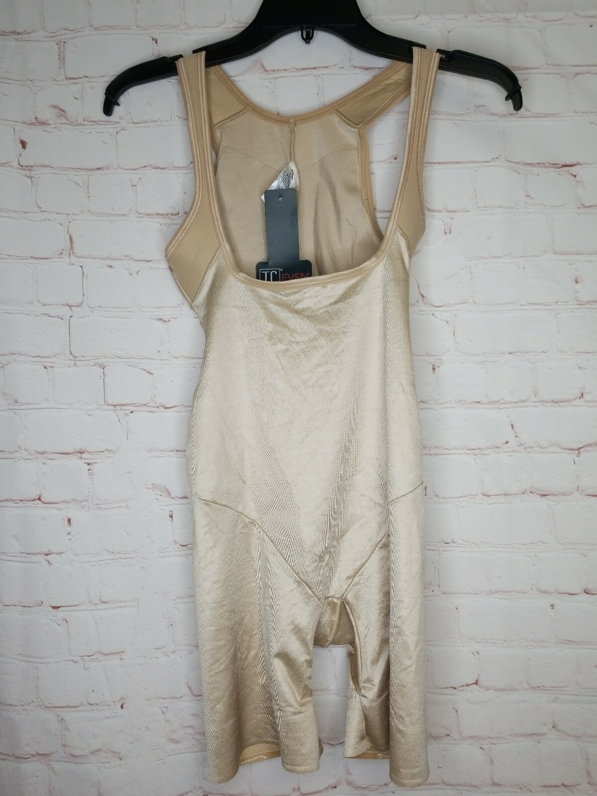 NWT TC Fine Intimates 4041 Long Leg Torsette Sz Medium M Nude Beige