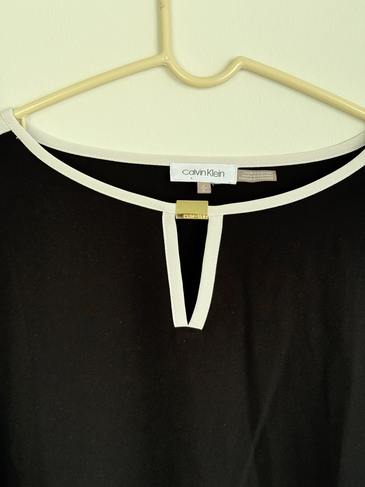 Calvin Klein Black Bell Sleeve Blouse with White Contrast Trim – Size S