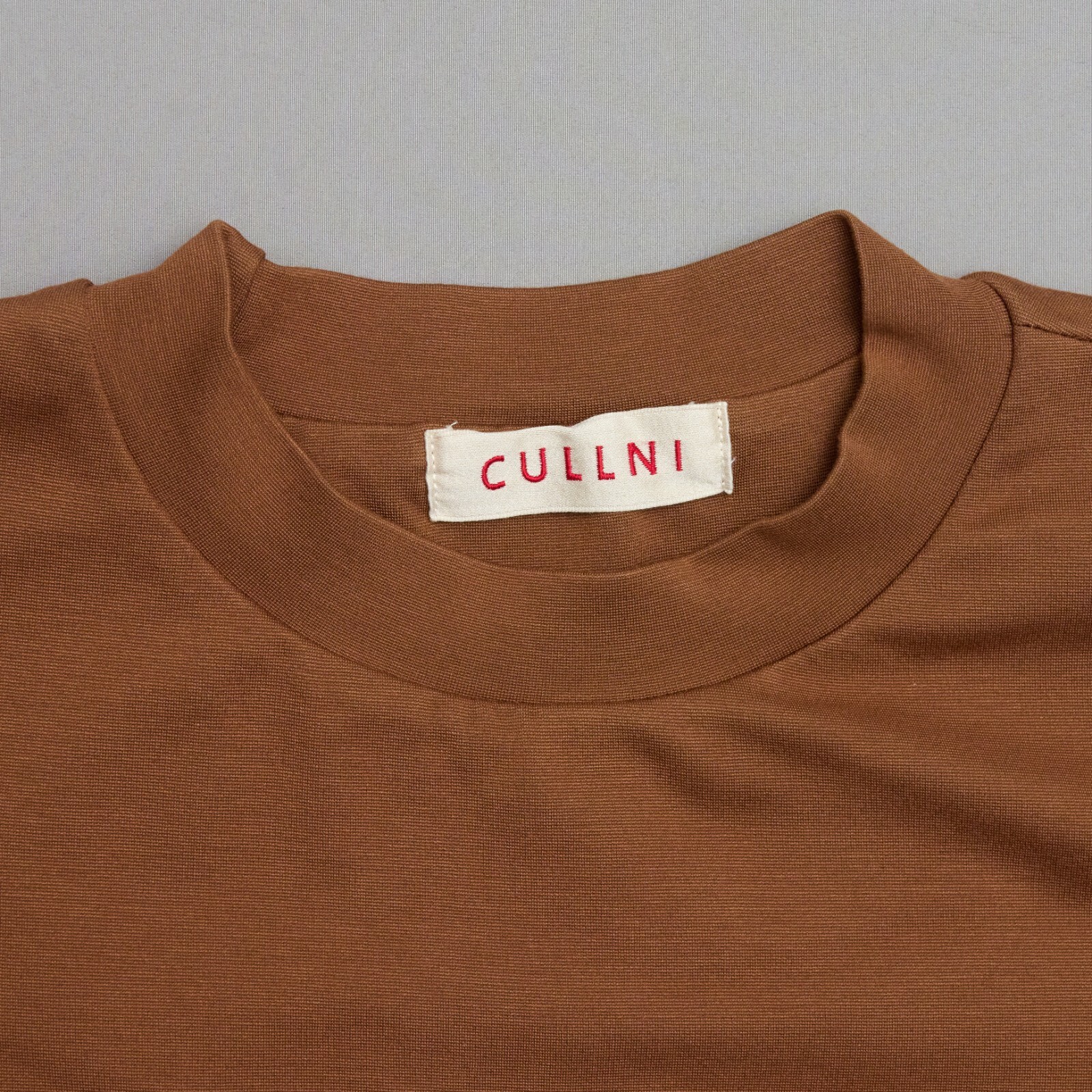 Cullni Men’s Brown Long Sleeve Shirt Size M Asymmetrical Hem Pocket Minimalist