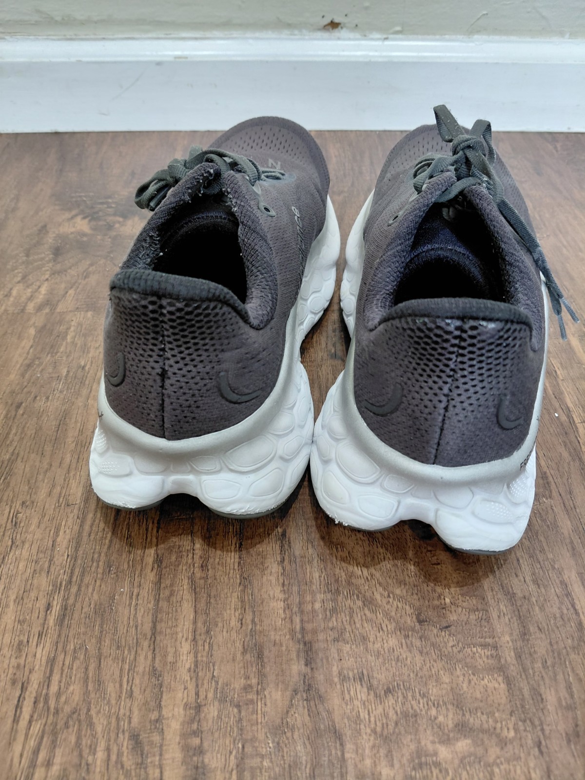 Size 11 4E – New Balance Fresh Foam X More v4 Gray Phantom Sneakers Shoes