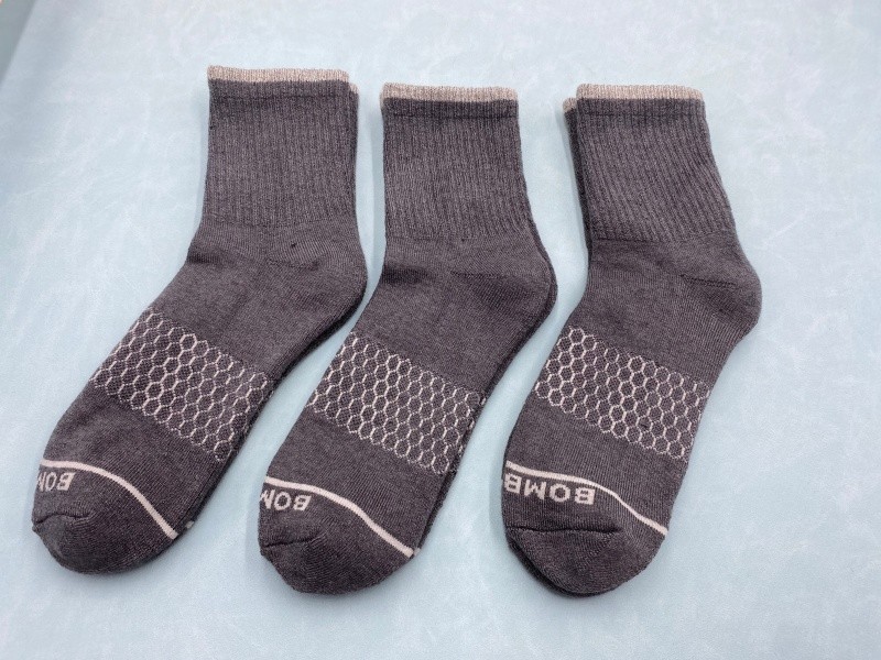 3 Pairs Bombas Honeycomb All-Purpose Performance Quarter Sock Men Size L Gray