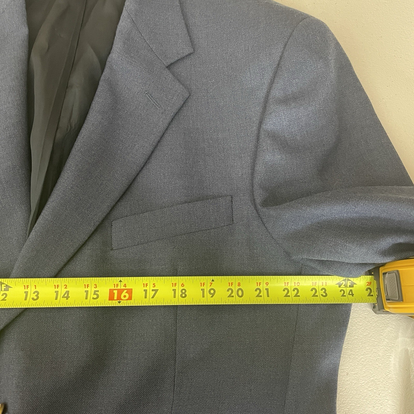 Stafford Blazer Jacket Mens 46R Blue Solid Polyester Worsted Wool Gold Buttons