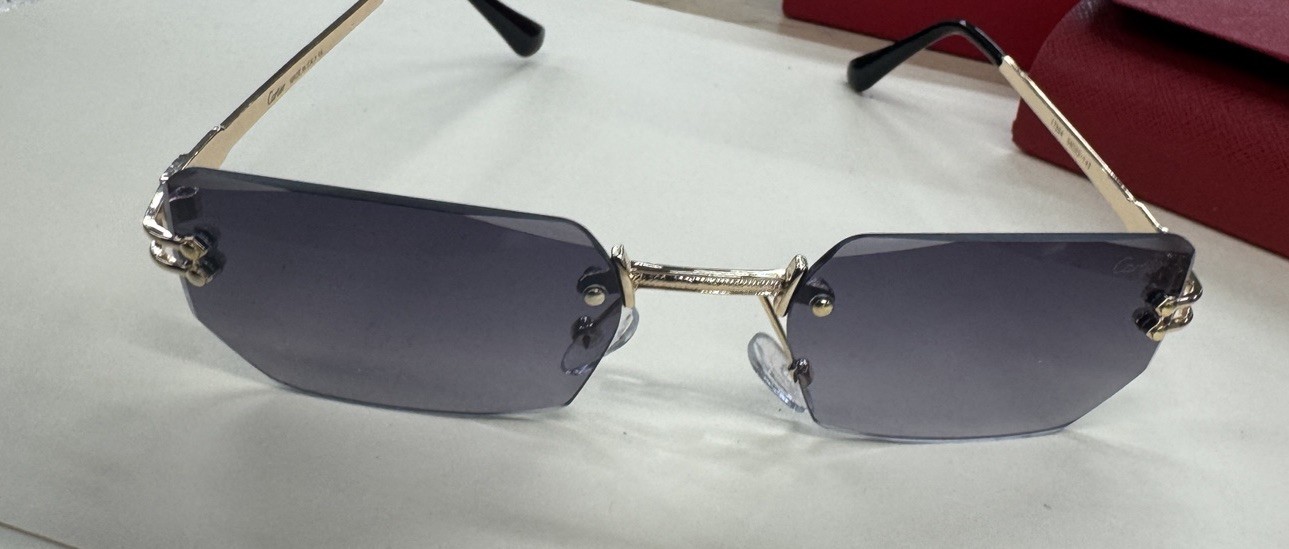 Cartier Big C Diamond Cut Red to Blue Fade Frameless Lens Gold Frame Big Box Ed.