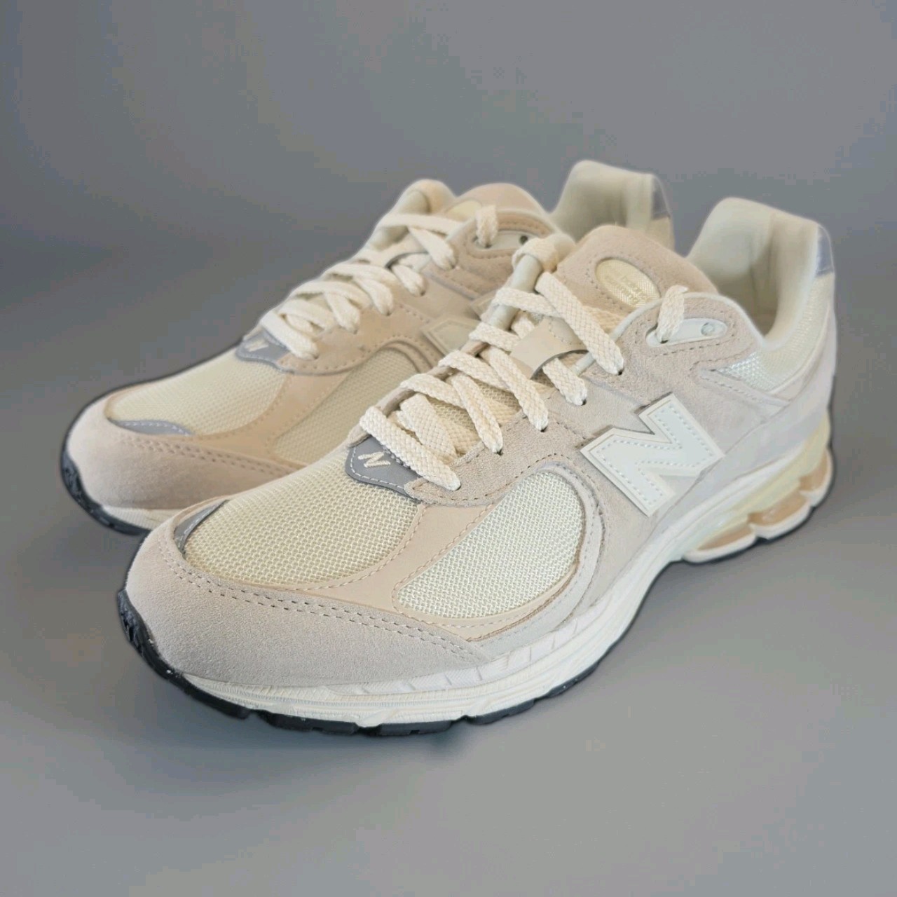 Size 9.5 – New Balance 2002R Calm Taupe