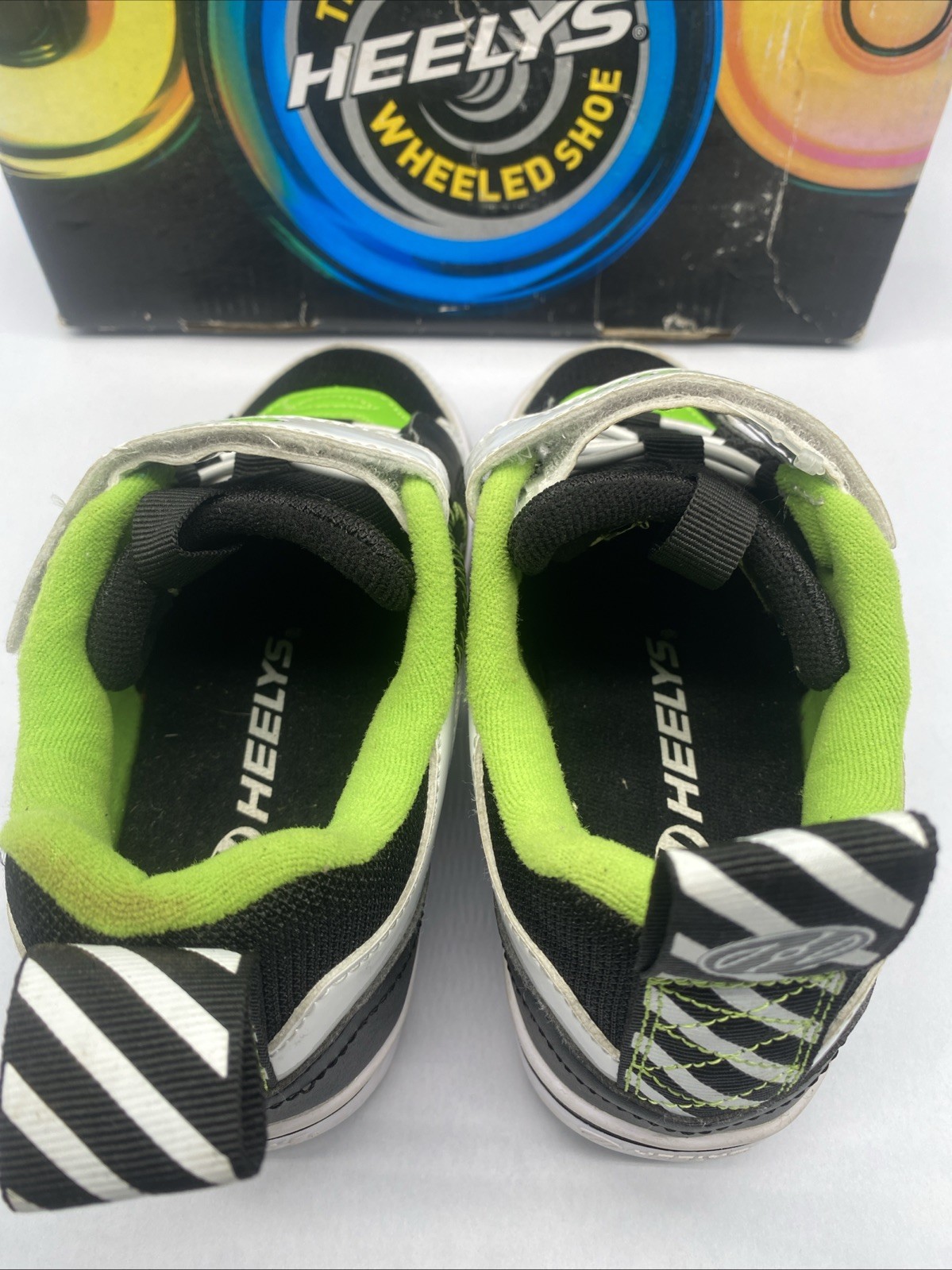 Heelys Kids’ Rocket x2 Shoes Black/White/Charcoal/Neon Green – HE100848K-BKWCNG,