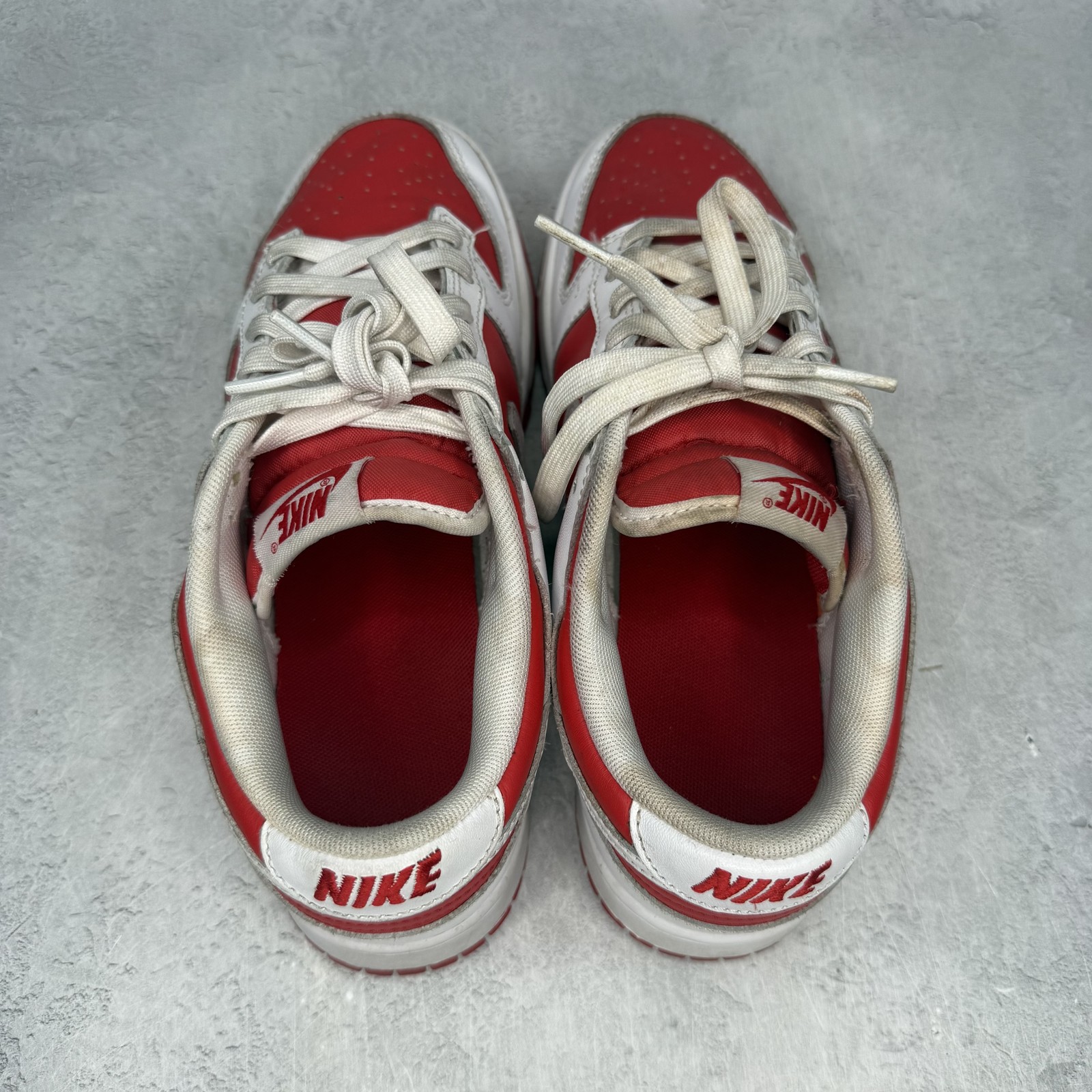 Nike Dunk Low Championship Red *pre-owned* SIZE 8 8M/9.5W