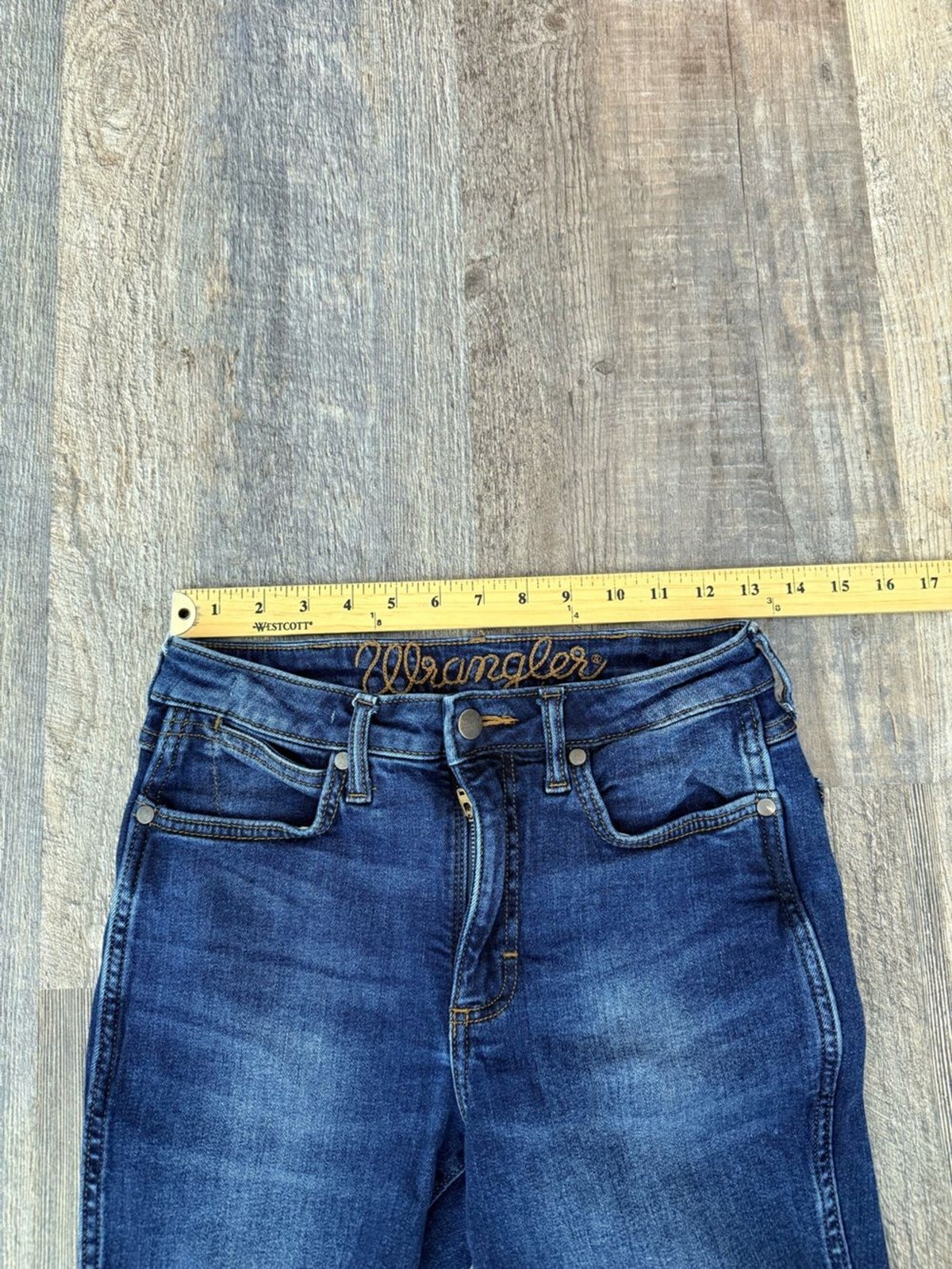 Wrangler Retro Flare Jeans Dark Blue Size 26 Stretch Comfort Bell Bottoms