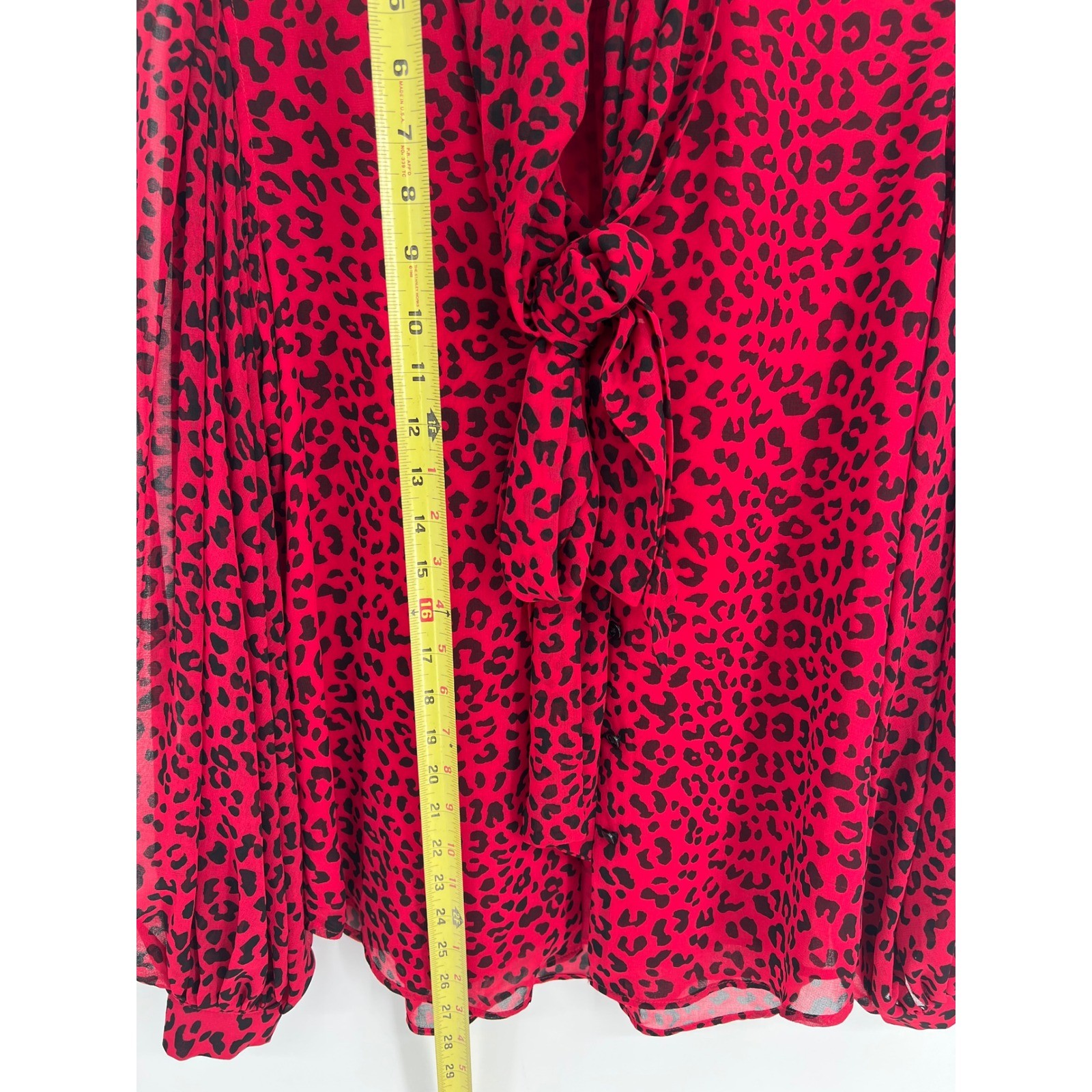 Chico’s Red Black Leopard Print Tie Neck Balloon Sleeve Chiffon Blouse Size 1