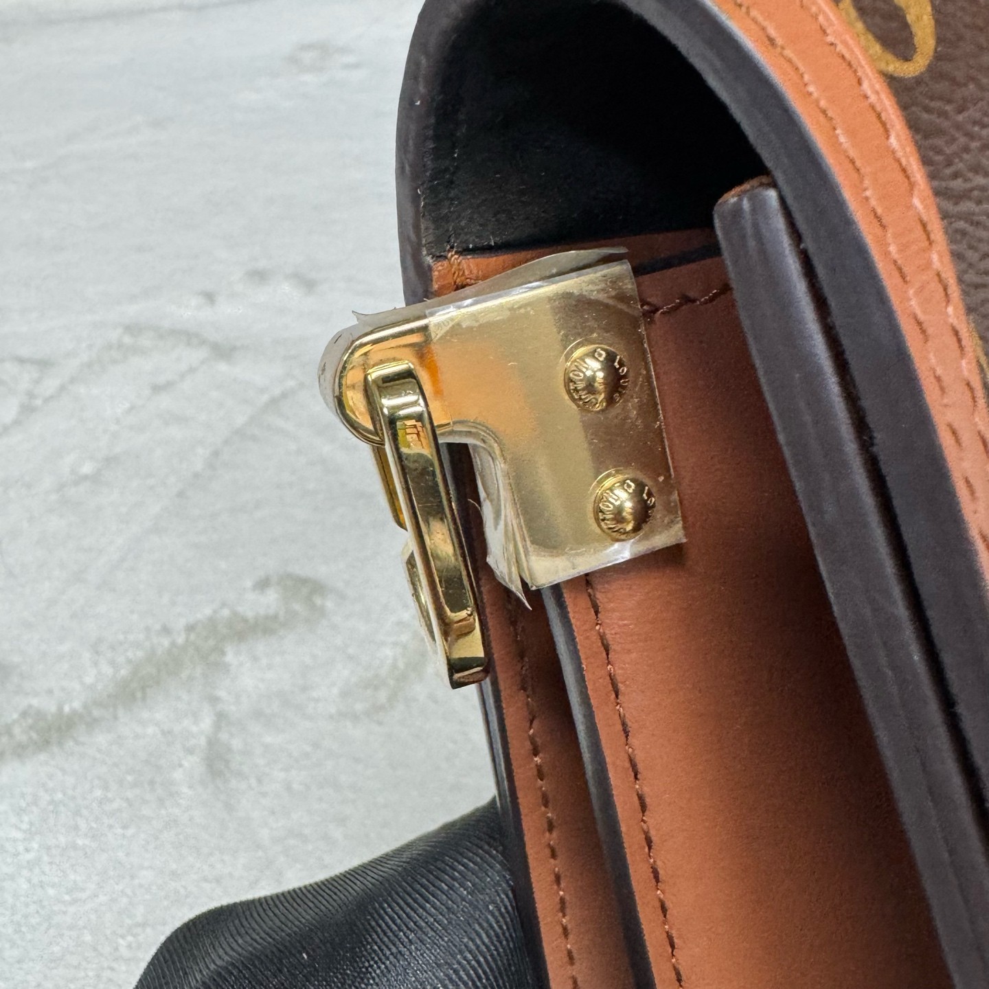 Louis Vuitton Dauphine Small Brown Caramel Monogram Shoulder/Crossbody US Ship