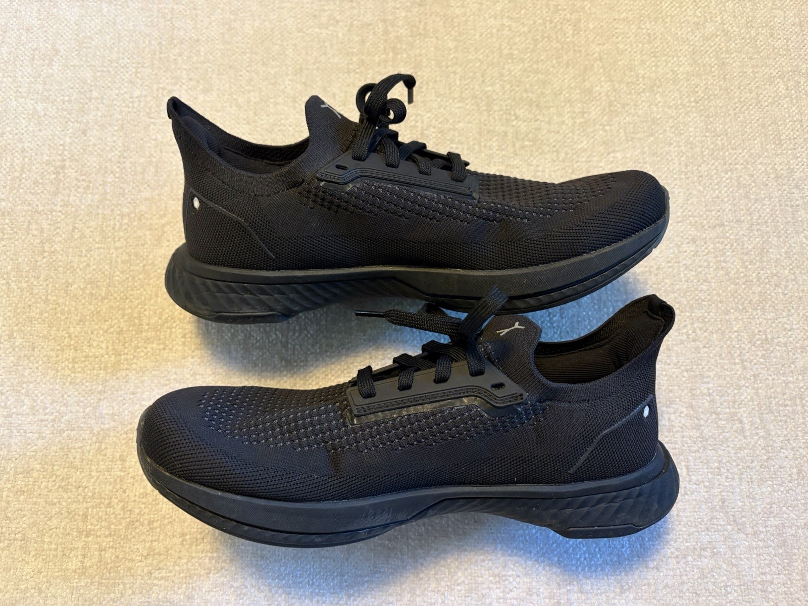 Flux Adapt Waterproof Runner Sneakers Mens 9.5 Women’s 11 Athletic Knit Shoes