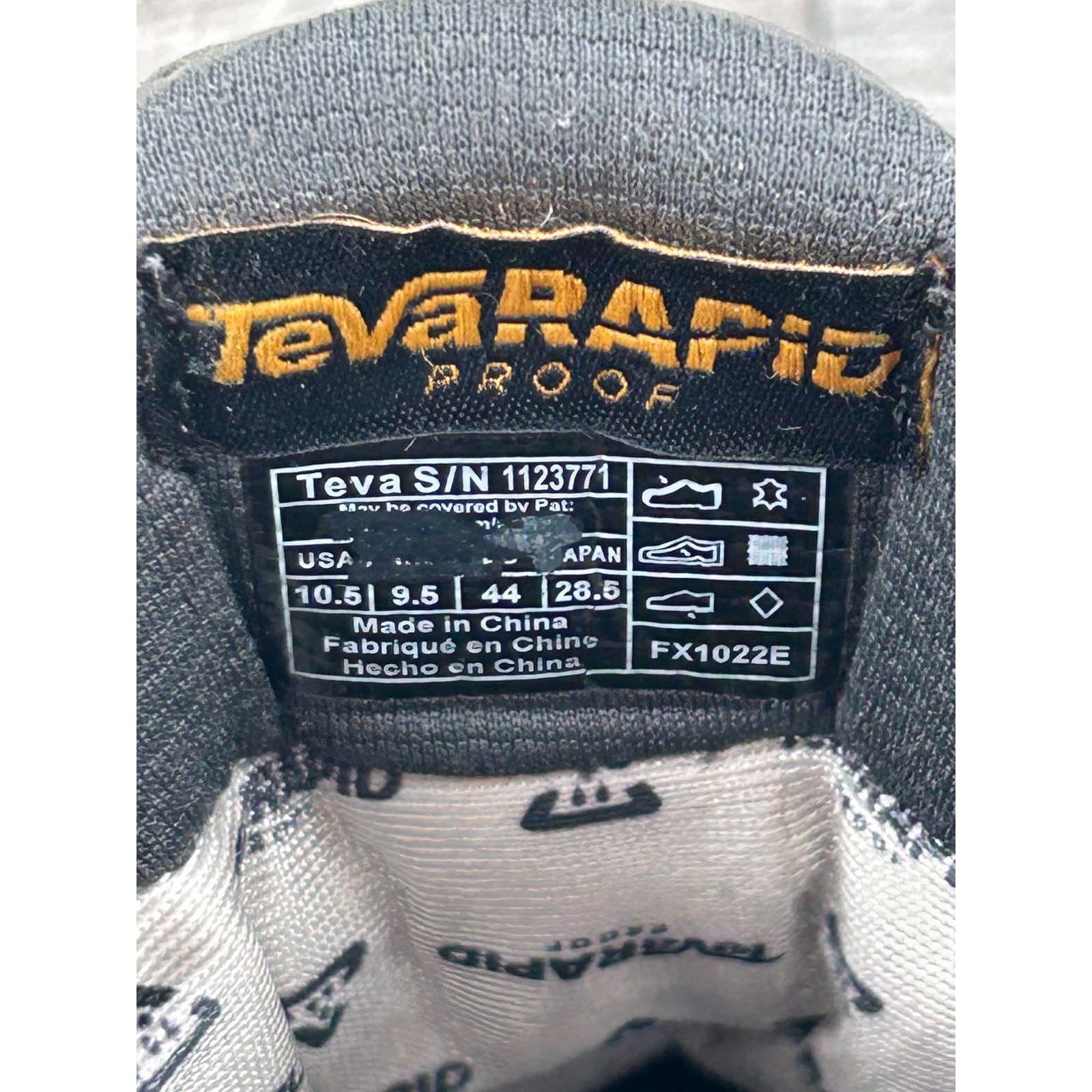 Teva Riva RP Men Waterproof Hiking Shoes Dark Olive Vibram 1123771 Size 10.5