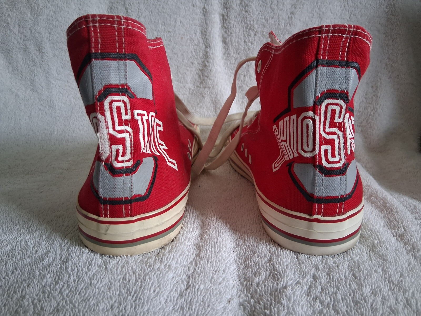 OHIO STATE High-Tops *One shoe is bigger than the other* *see item description*