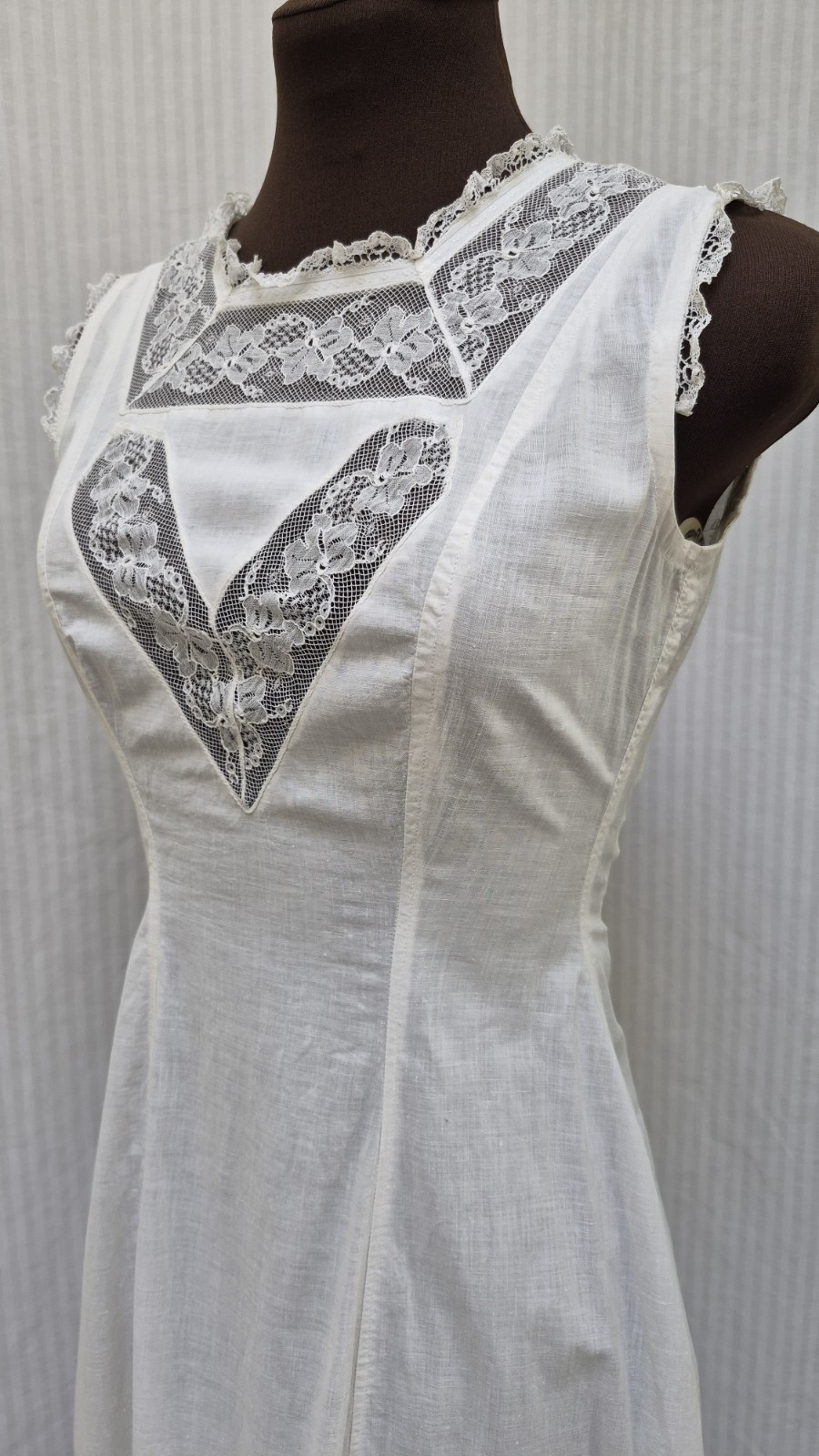 Antique 1900’s White Cotton & Lace Princess Petticoat Slip Dress – Size XXS