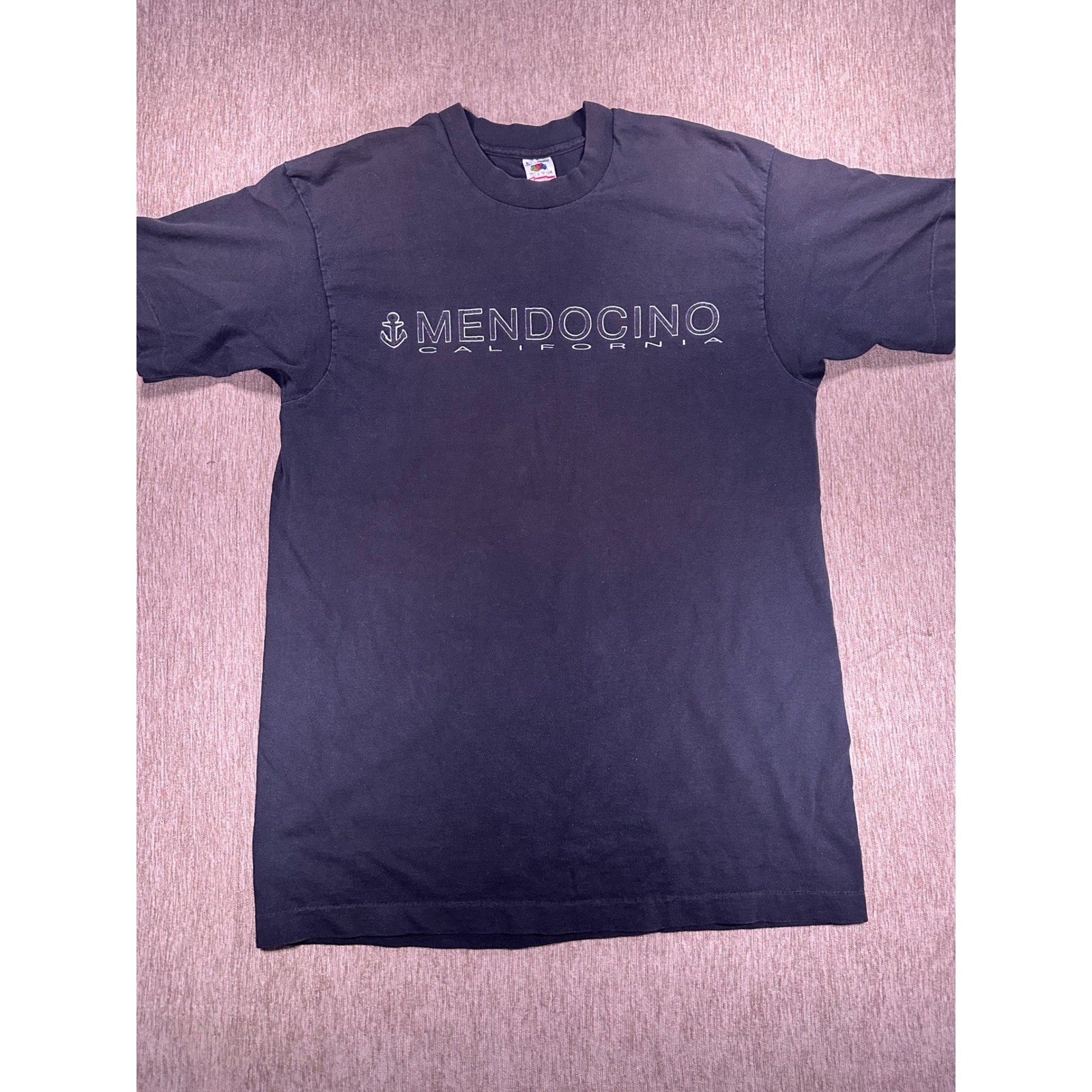 Vintage 90s Fruit of the Loom Mendocino California T-Shirt Black Large USA Made