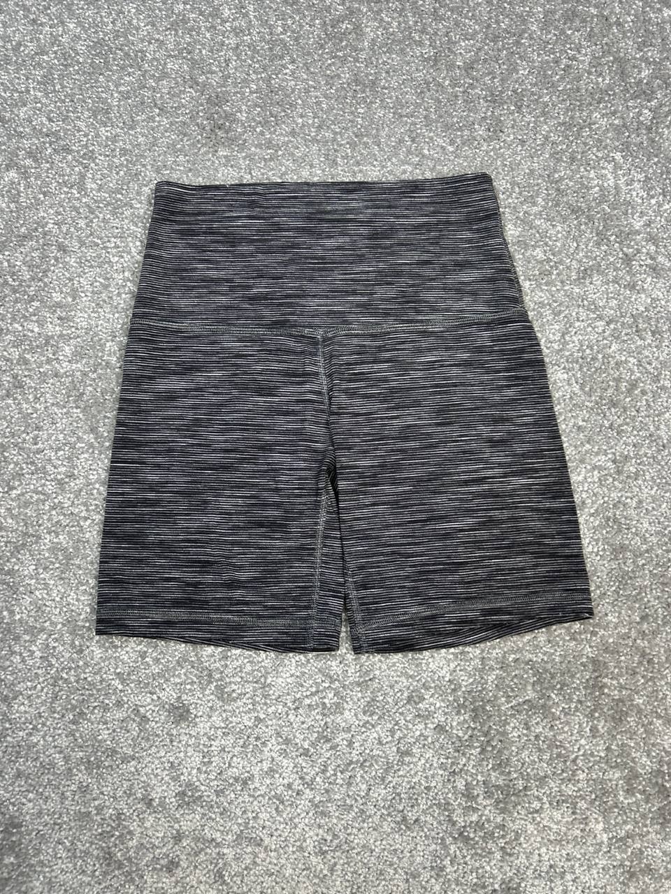 Lululemon Align Shorts Women 4 Multicolor Logo Stretch Mid Rise Workout Athletic