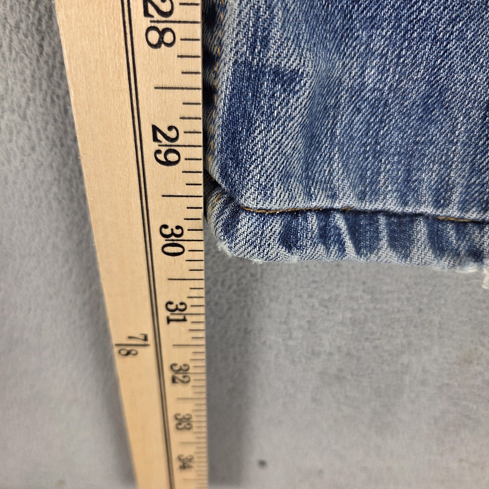 Vintage Levis Engineered Jeans Mens Blue Zip Fly Altered Hem Fits 30×30