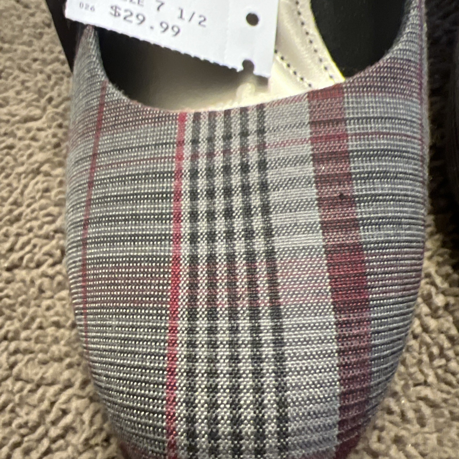 COMFORT PLUS by Predictions Gray Plaid Pumps Heels Shoes Womens Size 7 1/2 NWT