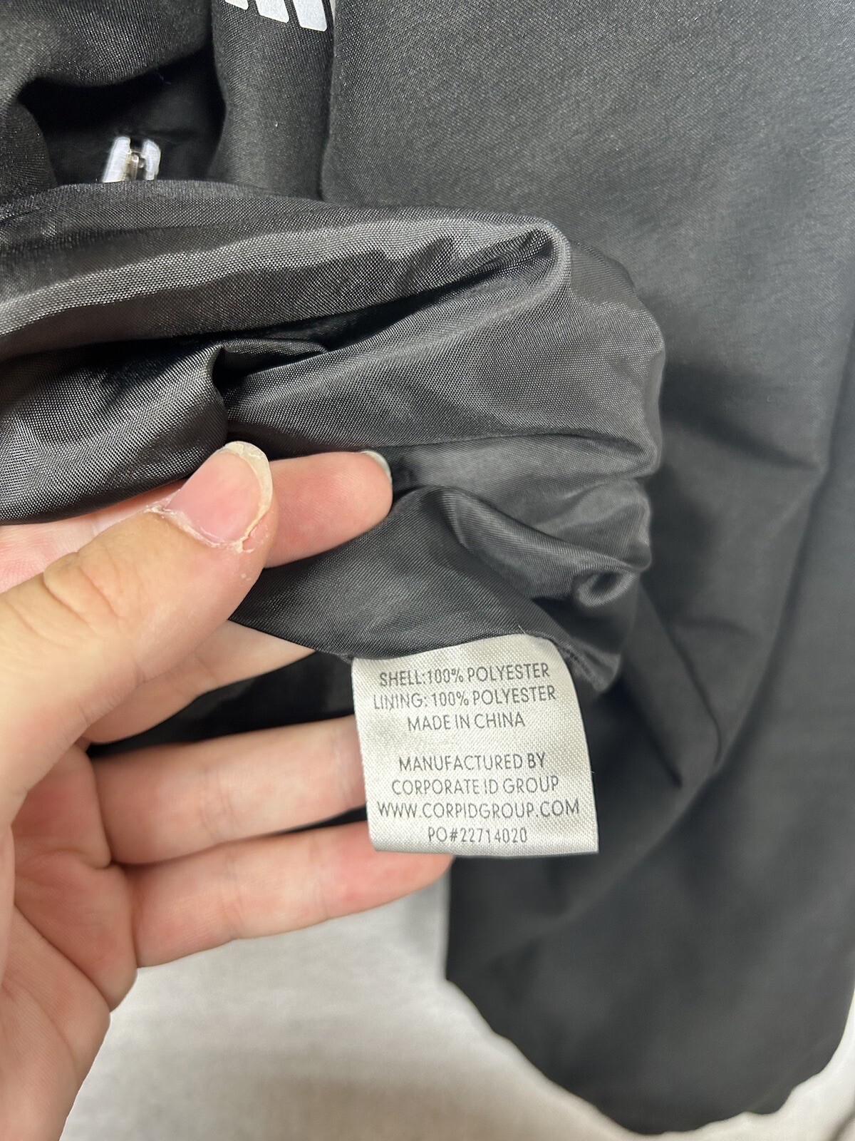 U-Haul Windbreaker Jacket Mens Large Black V Neck Long Sleeve Pullover Employee