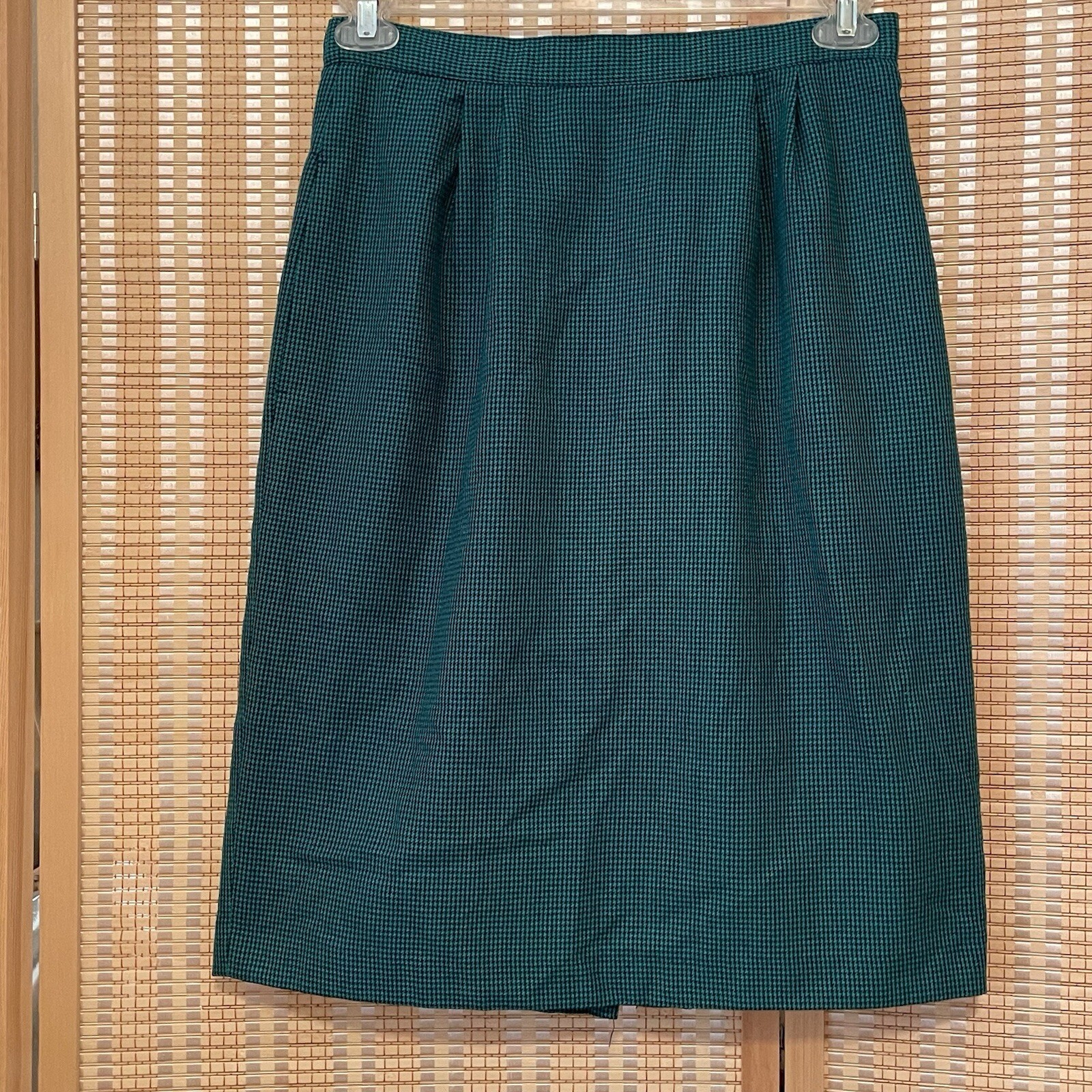 Bankers Club Womens 12 Skirt Houndstooth Pencil Green Office City Preppy Chic