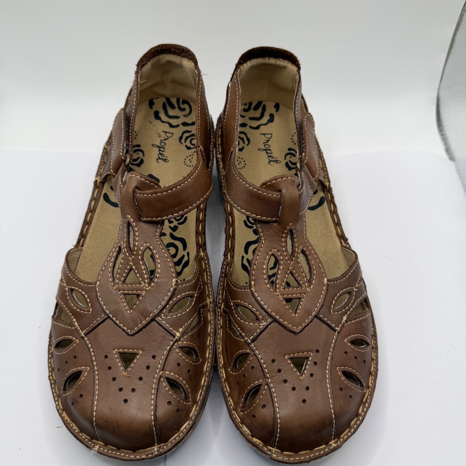 Propet Brown Leather Laser Cut Mary Jane T-Strap Comfort Flats Womens 8.5