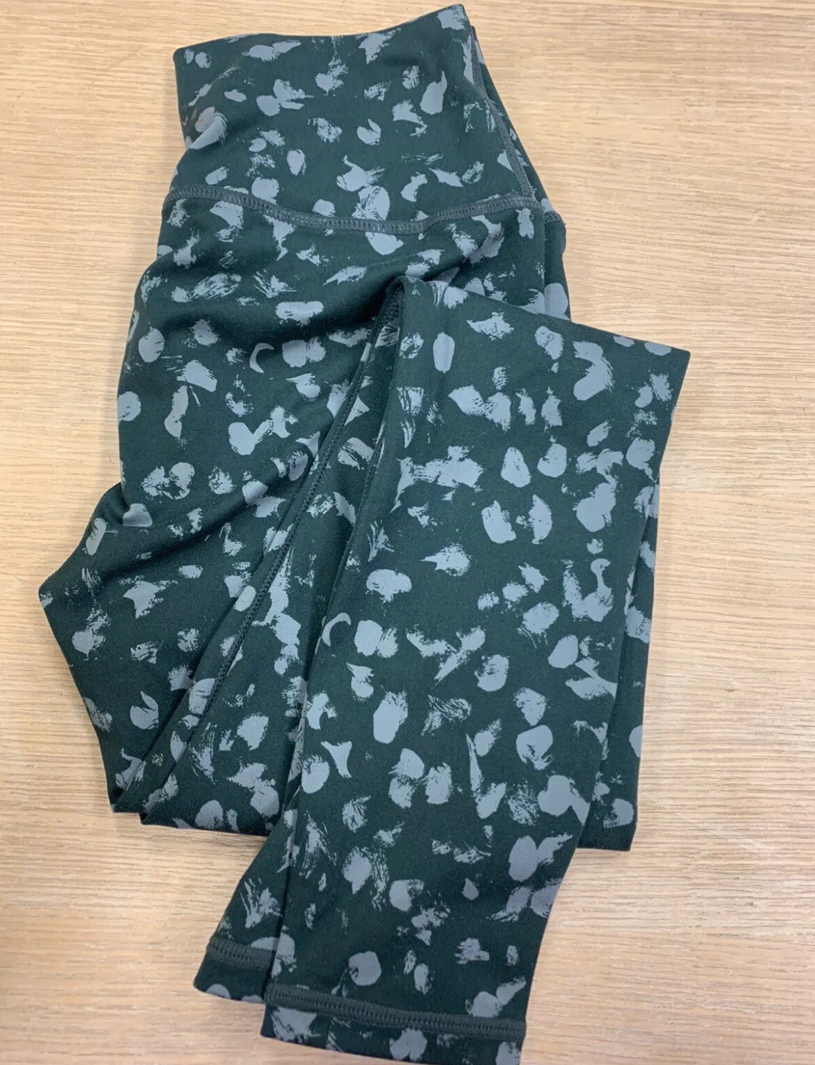 Varley Century Legging Broken Mini Spot Green Size XSmall BNWT