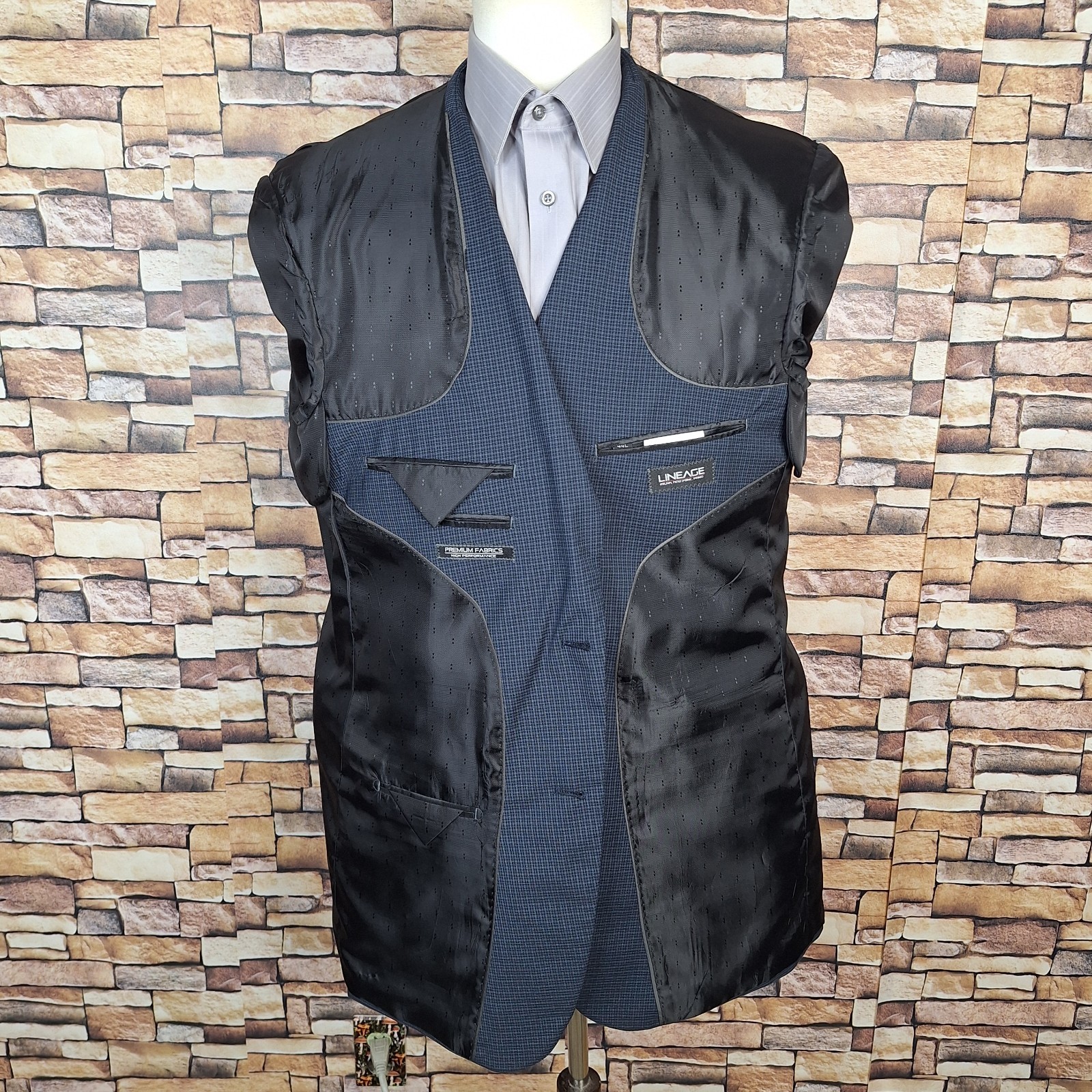 Lineage Suit 2 Piece Mens 44L 38X30 Blue Gray Plaid Double Vented