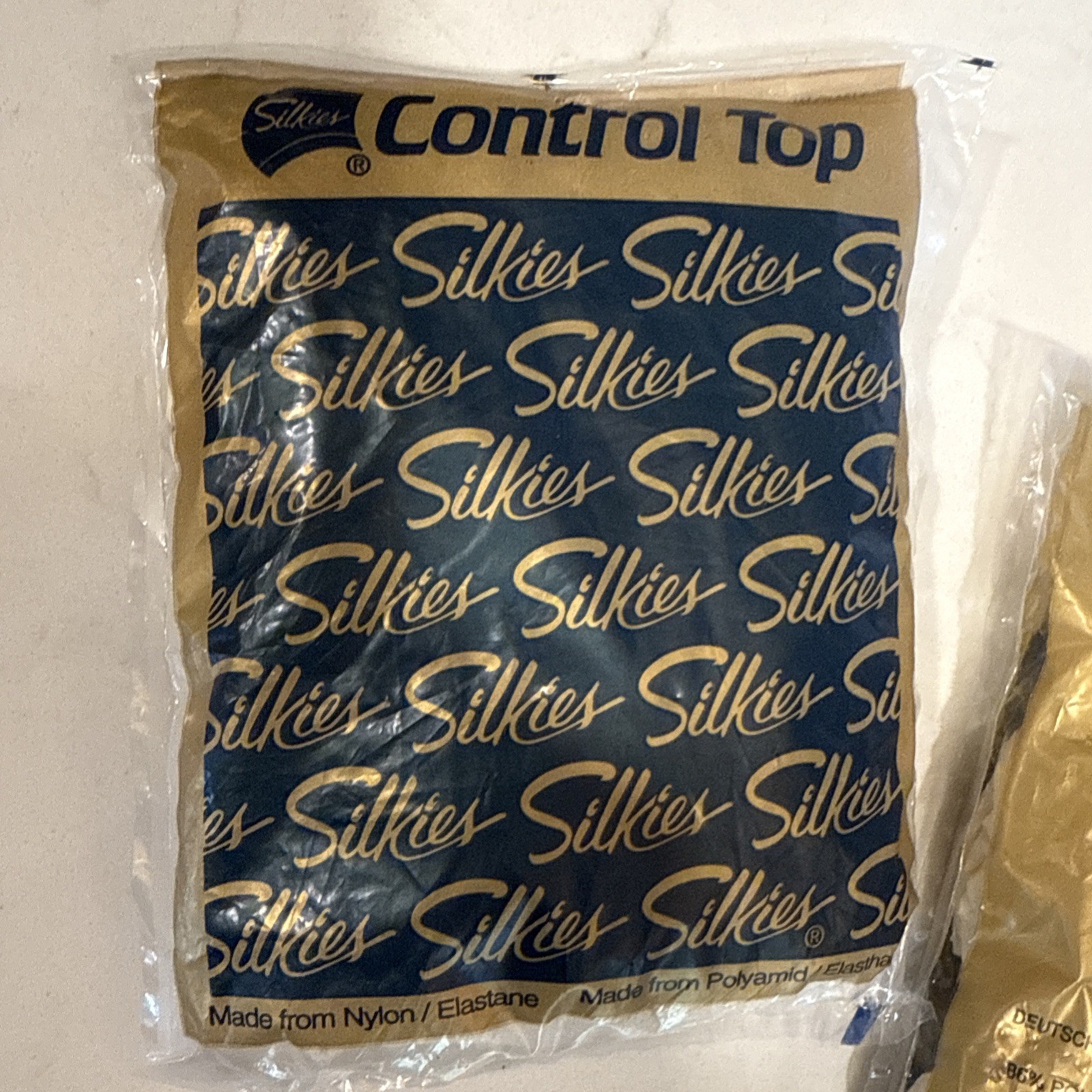 Silkies Control Top X Queen XX-Large White Blanc 070604 Pantyhose NOS Lot 2 USA